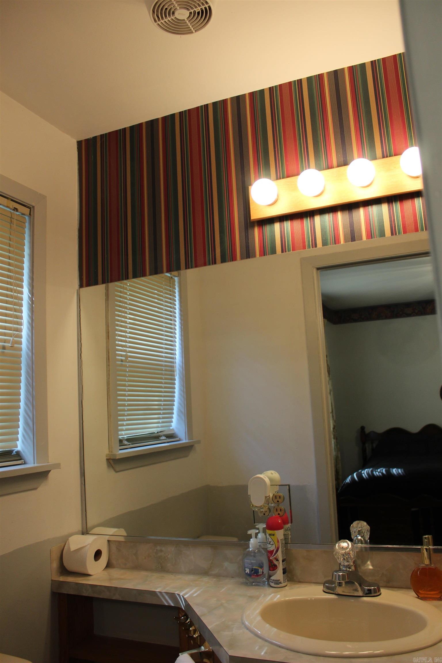 LAKEWOOD - Residential