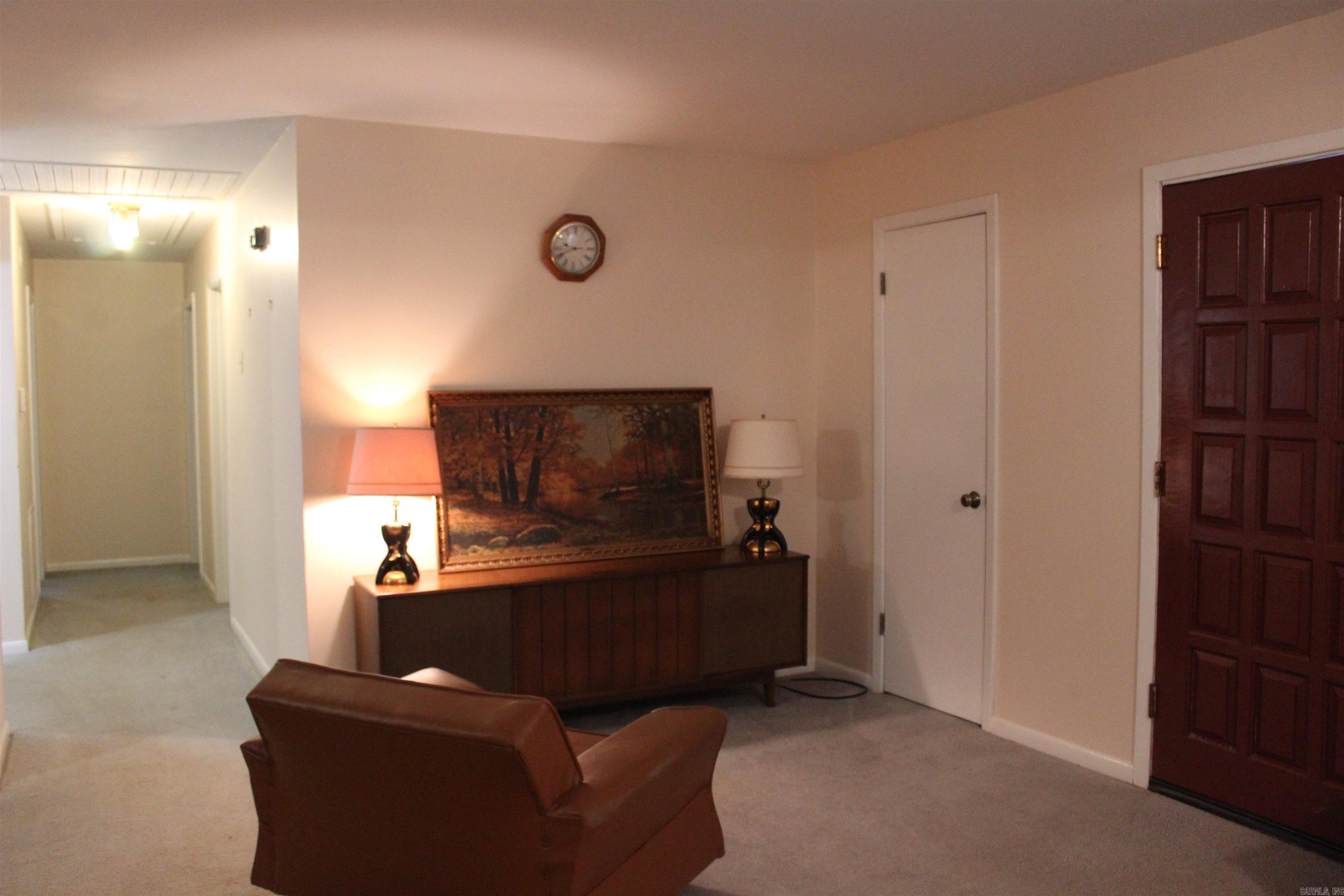 LAKEWOOD - Residential