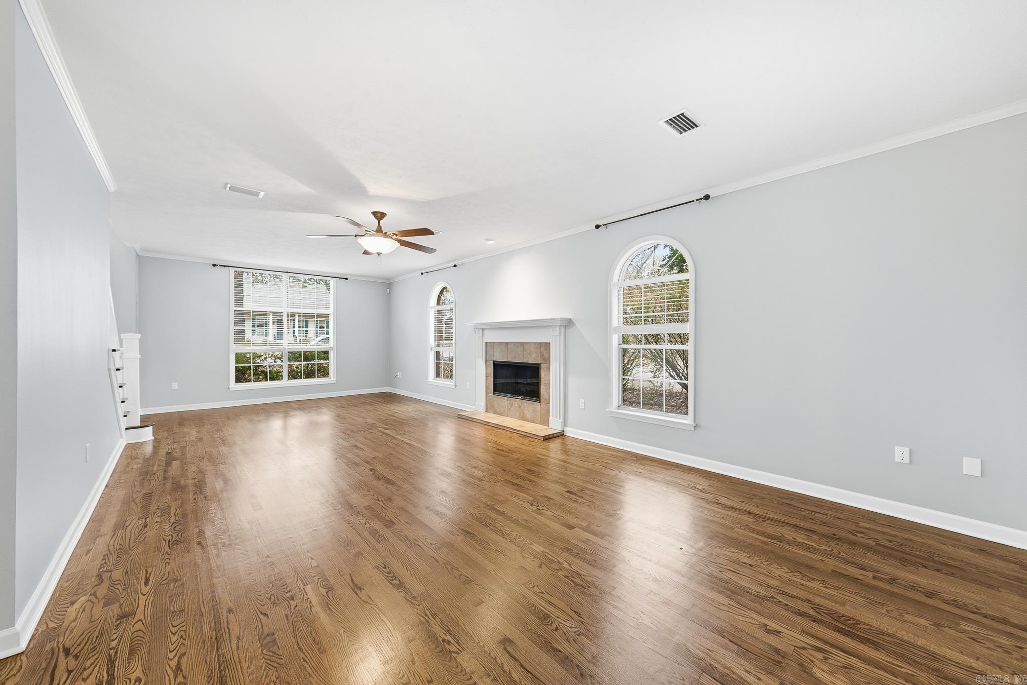 ROYAL OAKS - Residential