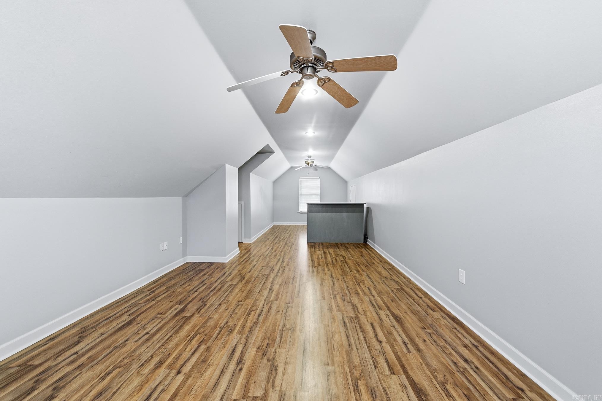 ROYAL OAKS - Residential