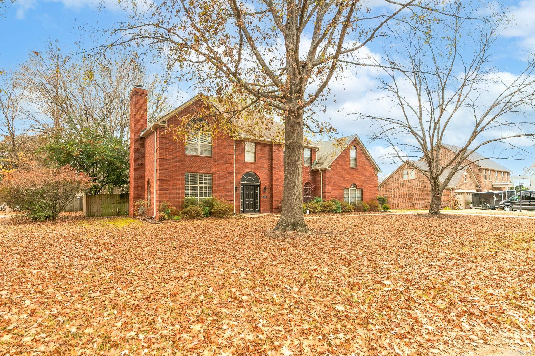 ROYAL OAKS - Residential