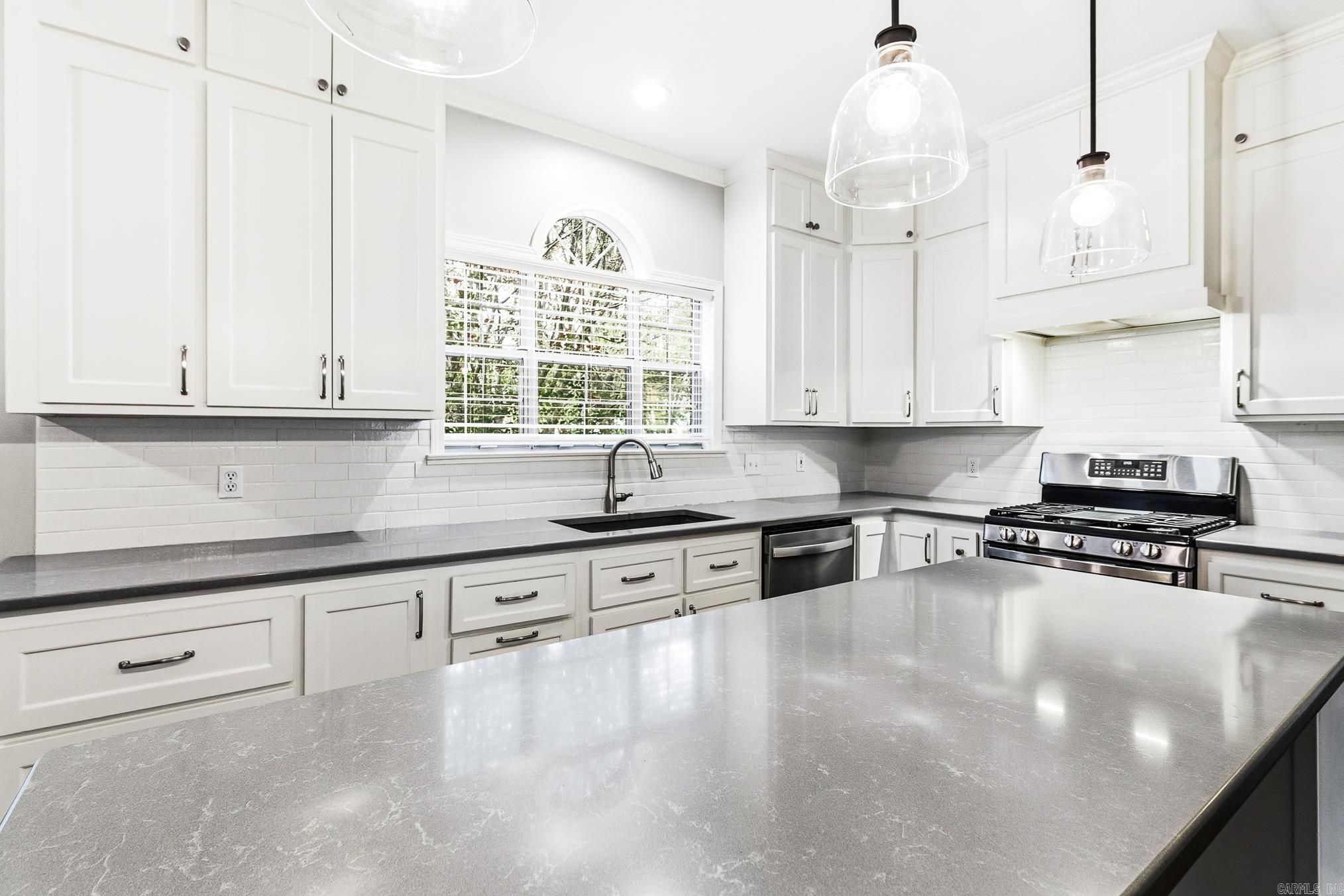 ROYAL OAKS - Residential