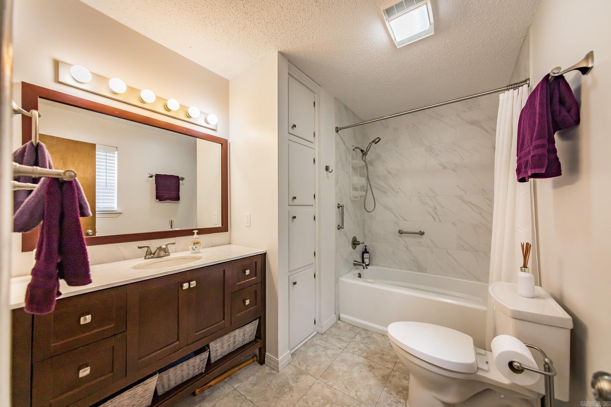 Sunset Point - Residential