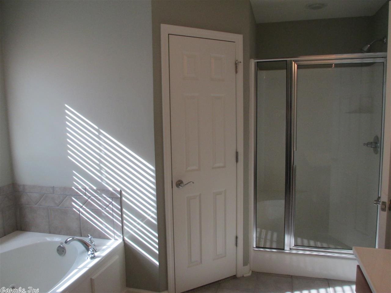 Falcon Crest - Residential