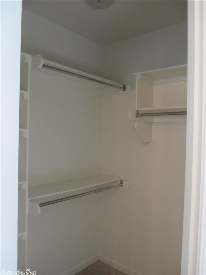 Falcon Crest - Residential