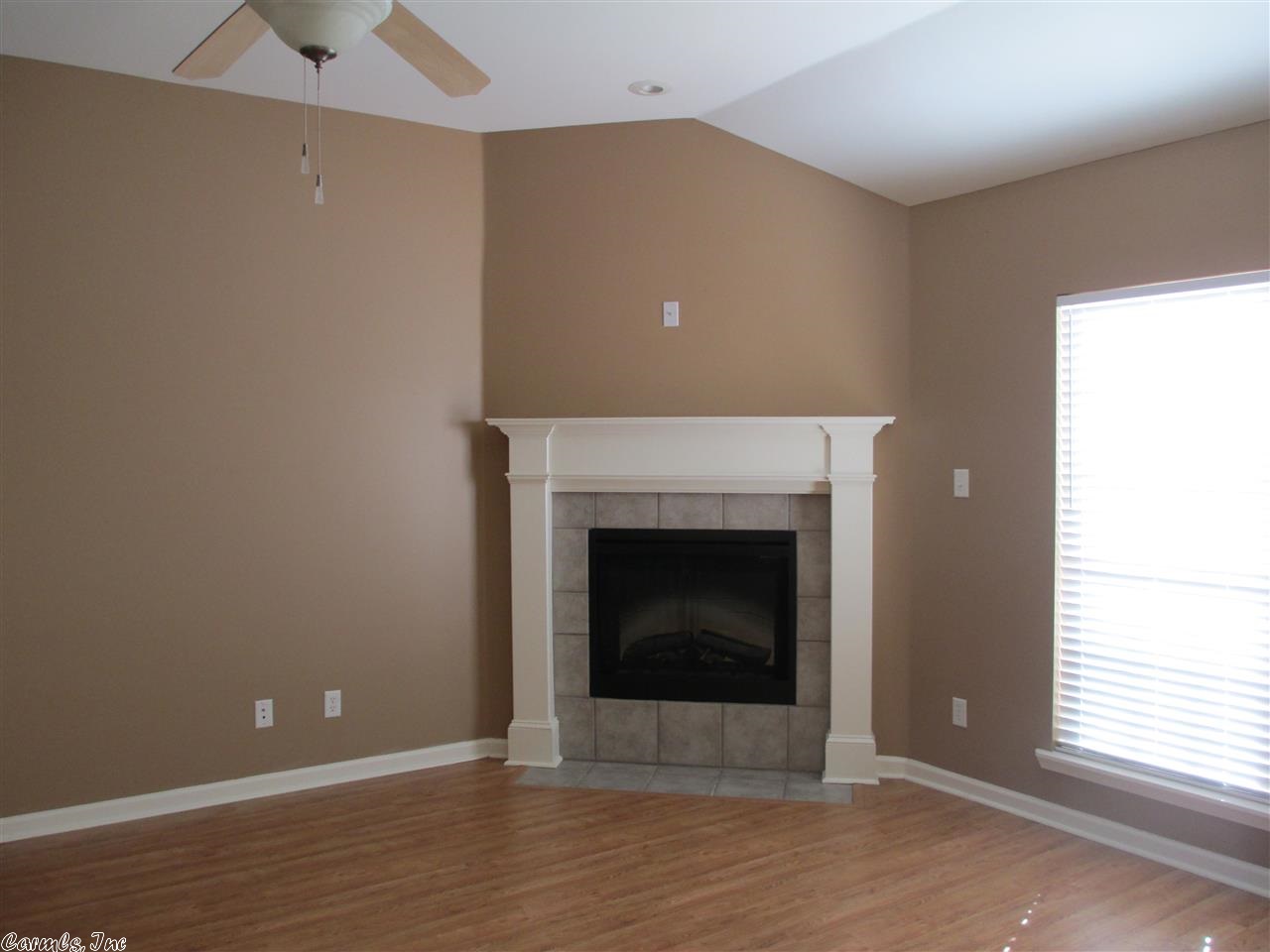 Falcon Crest - Residential