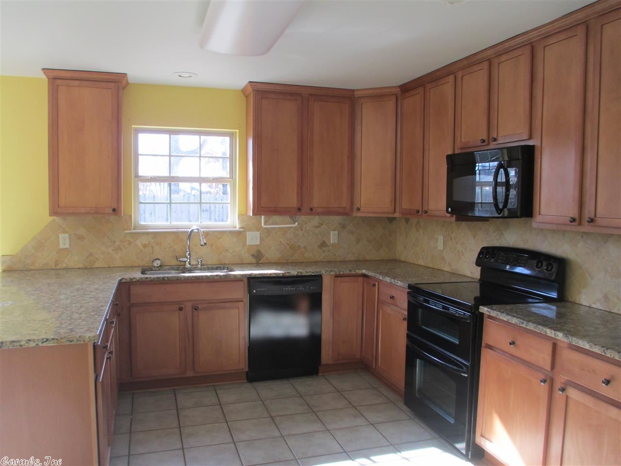 Falcon Crest - Residential