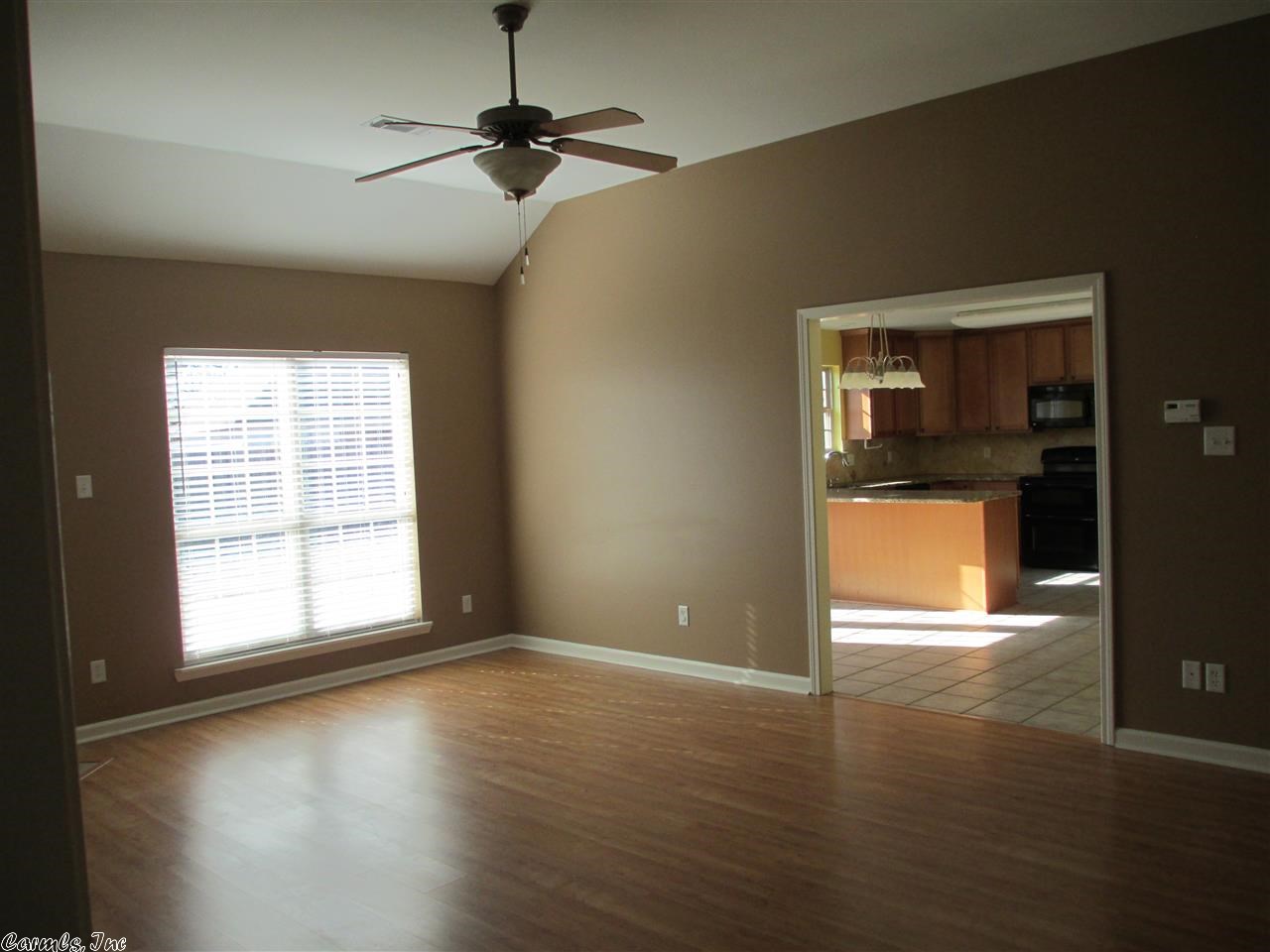 Falcon Crest - Residential