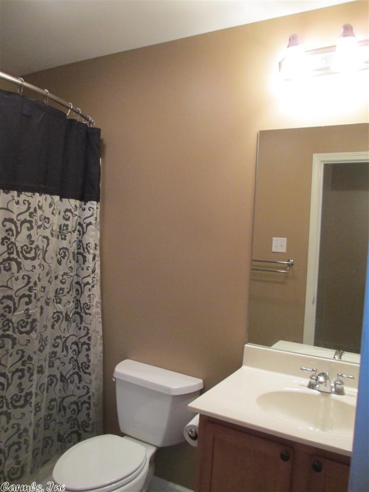 Falcon Crest - Residential