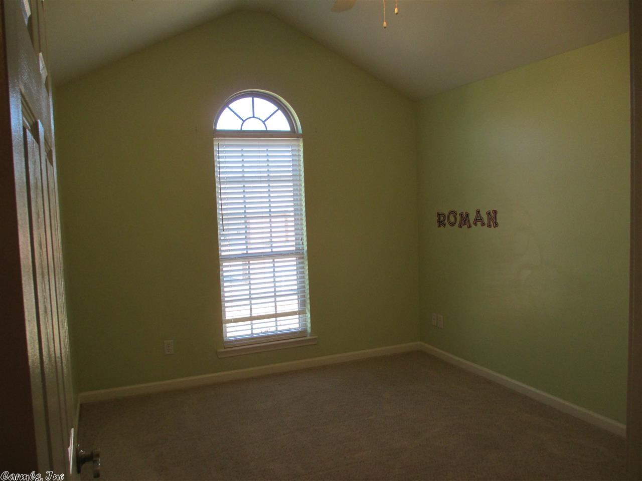 Falcon Crest - Residential