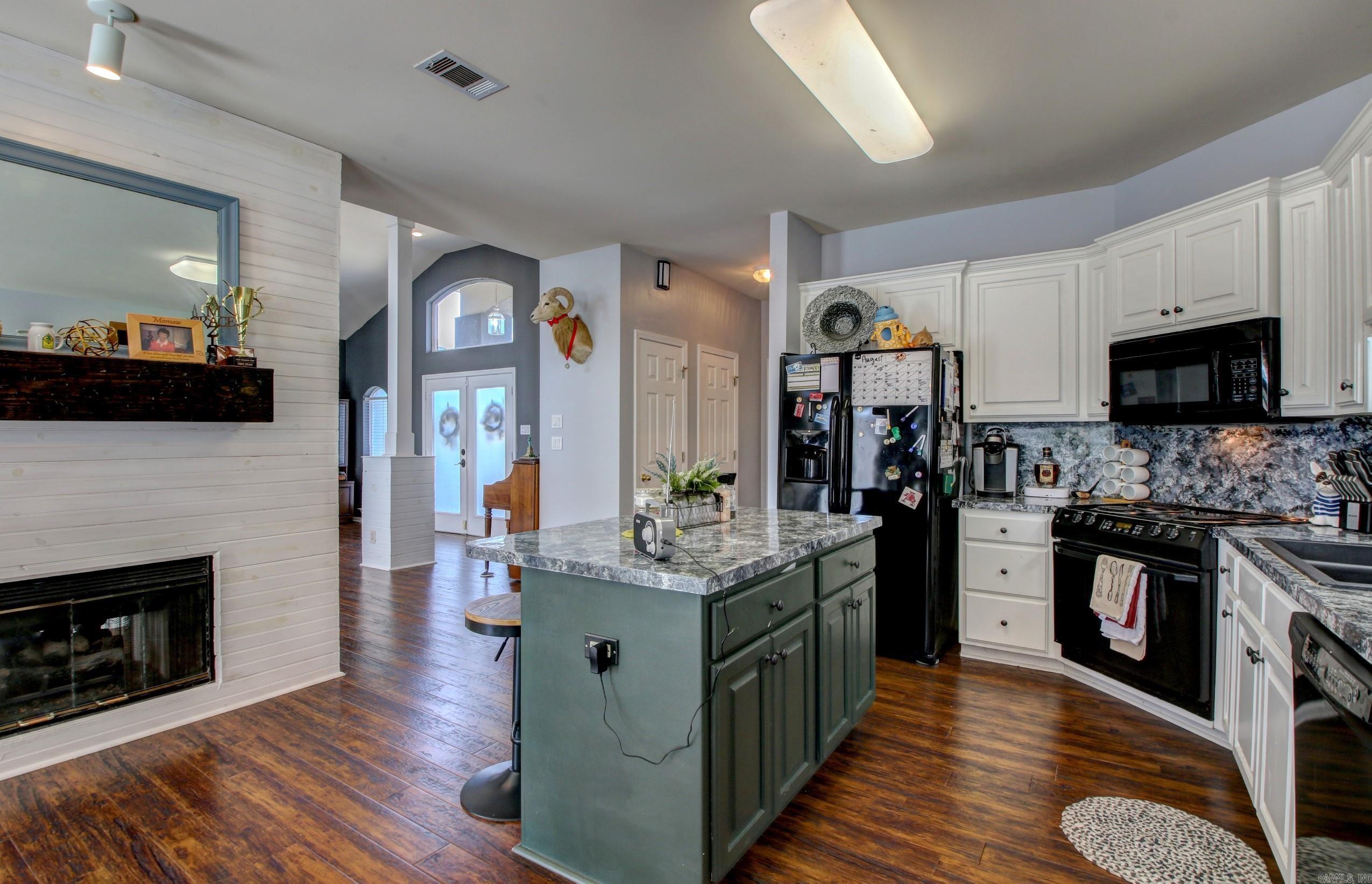 AUSTIN LAKES ADDN - Residential