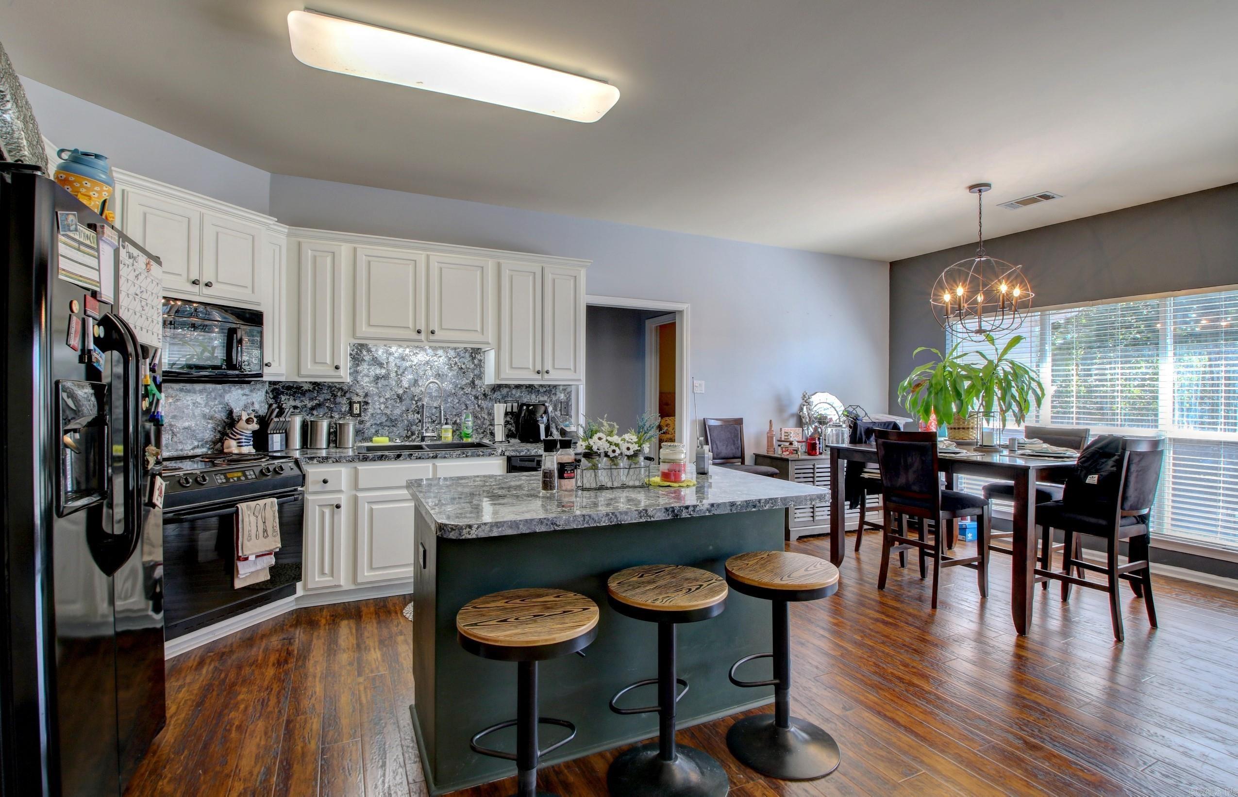 AUSTIN LAKES ADDN - Residential