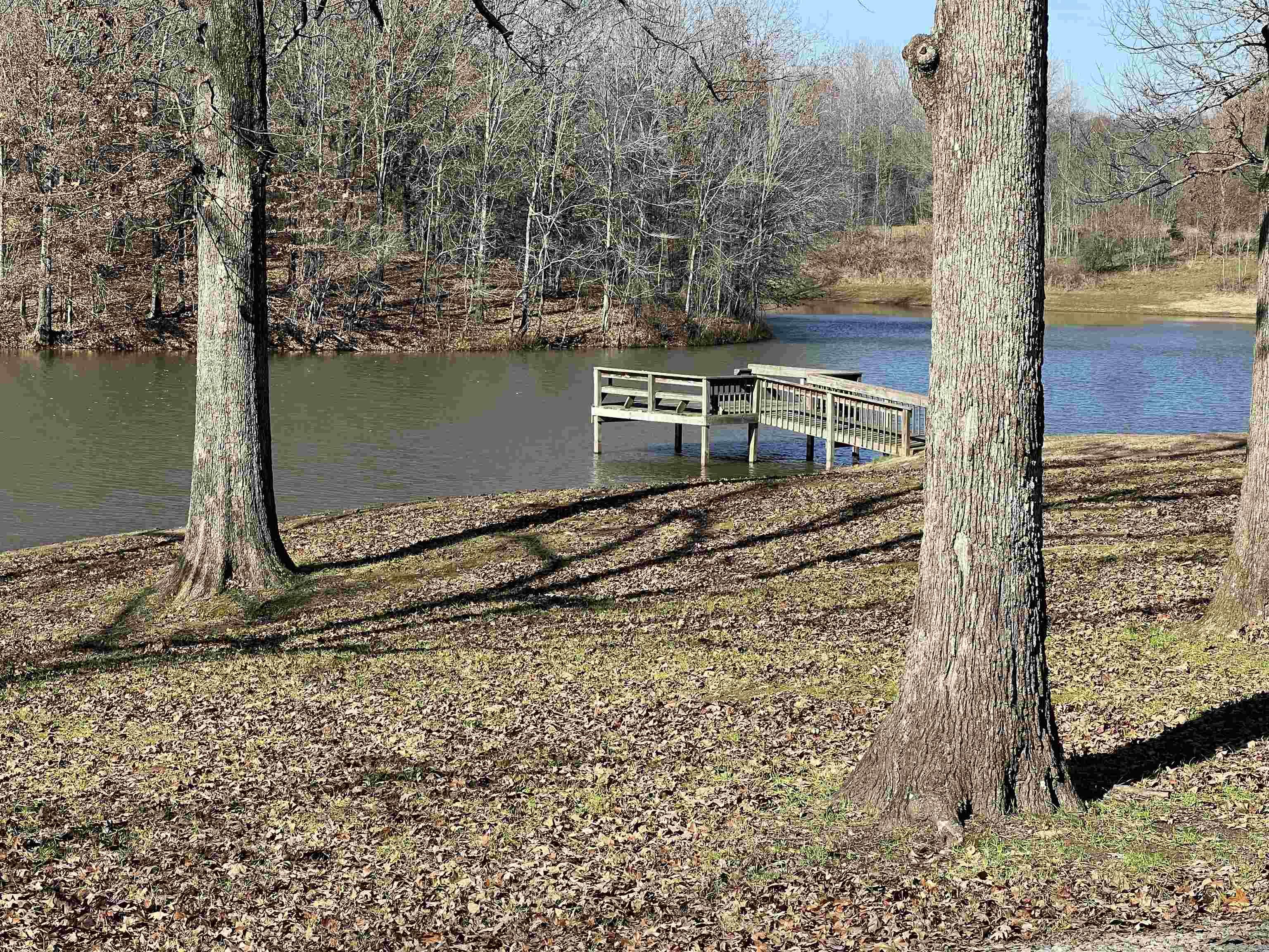 COUNTRY ESTATES - Residential