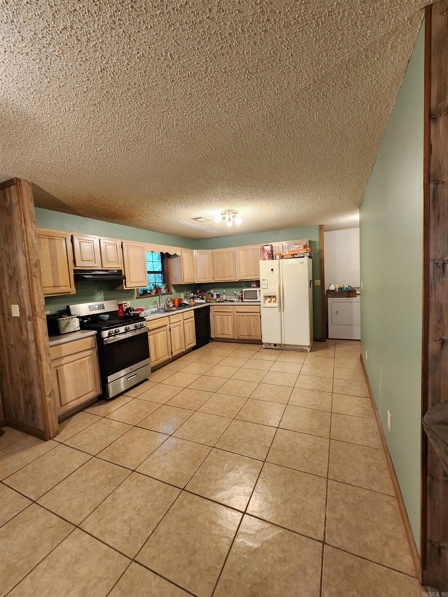 ARNIS GLOVER - Residential