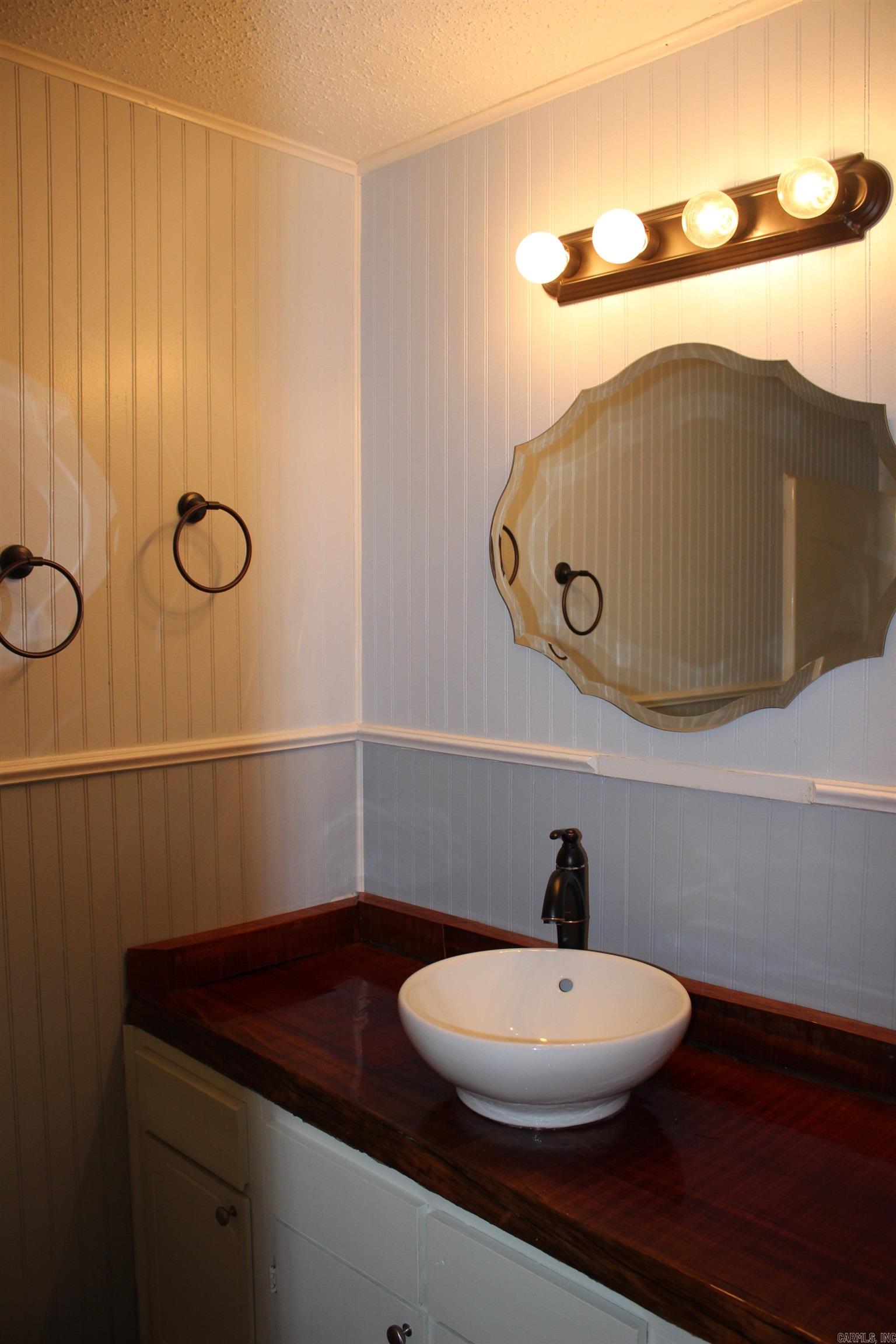 Chickasaw Second - Residential