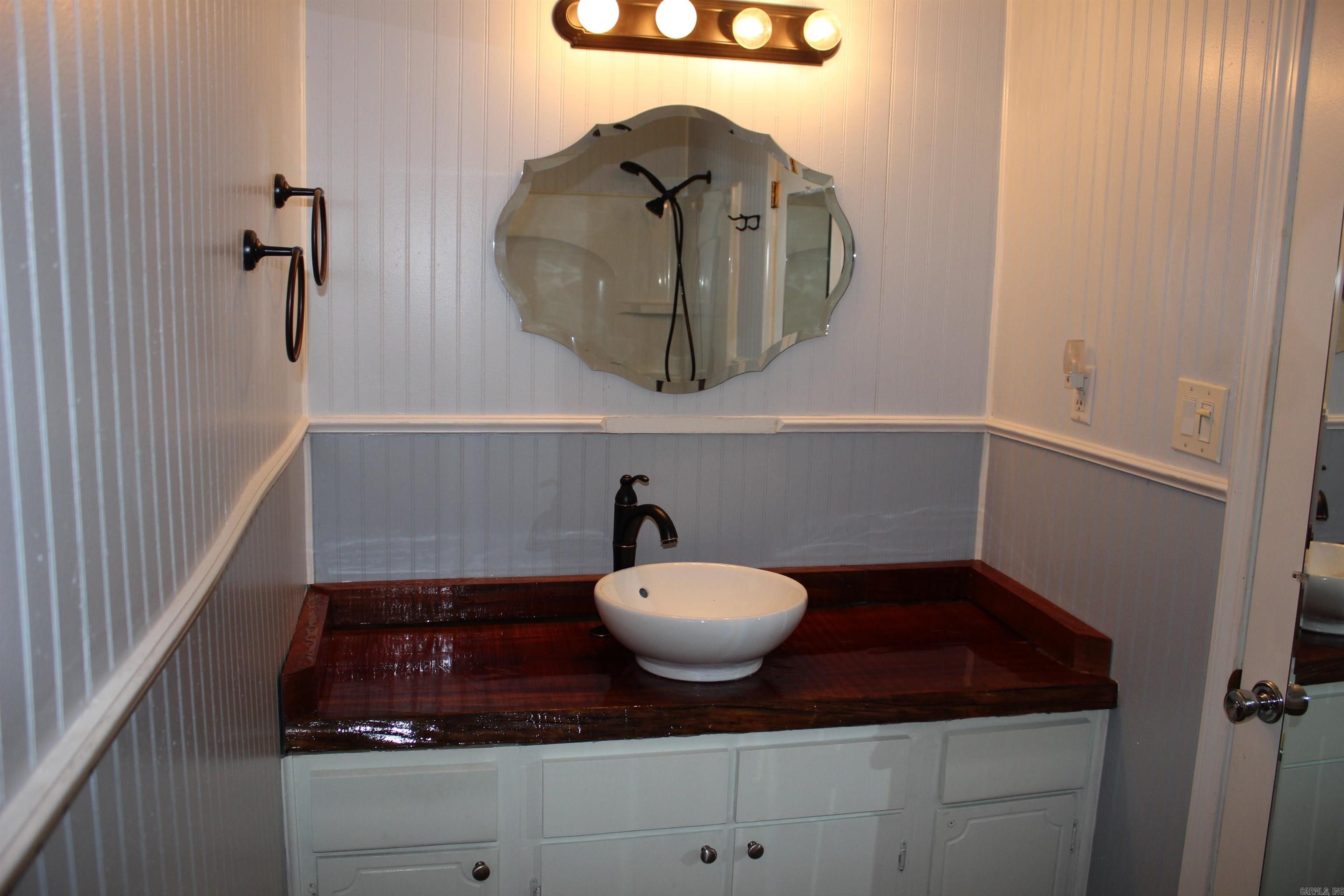 Chickasaw Second - Residential