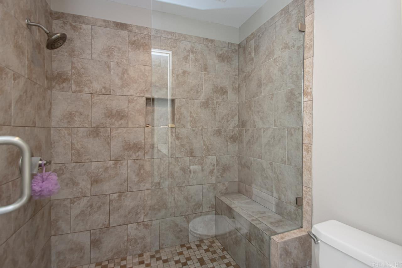 WINDSOR VALLEY ADDN - Residential