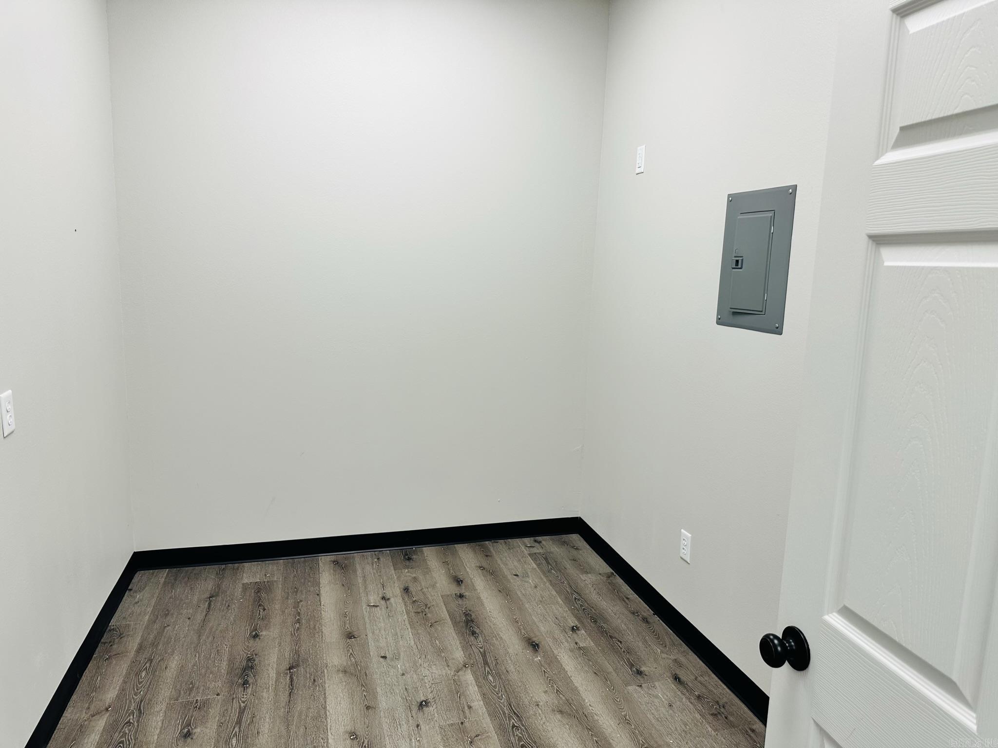 Metes & Bounds - Commercial Sale