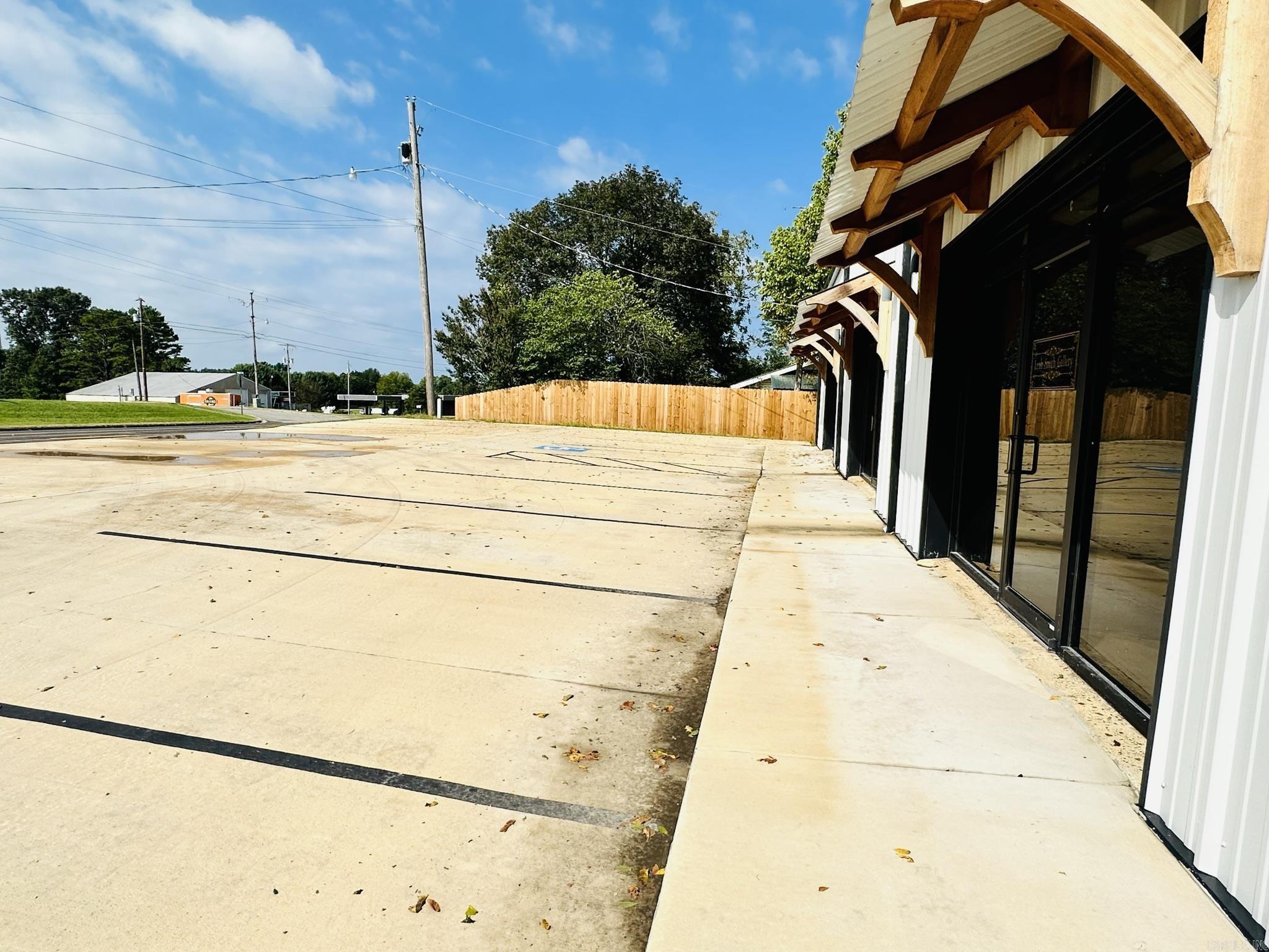 Metes & Bounds - Commercial Sale