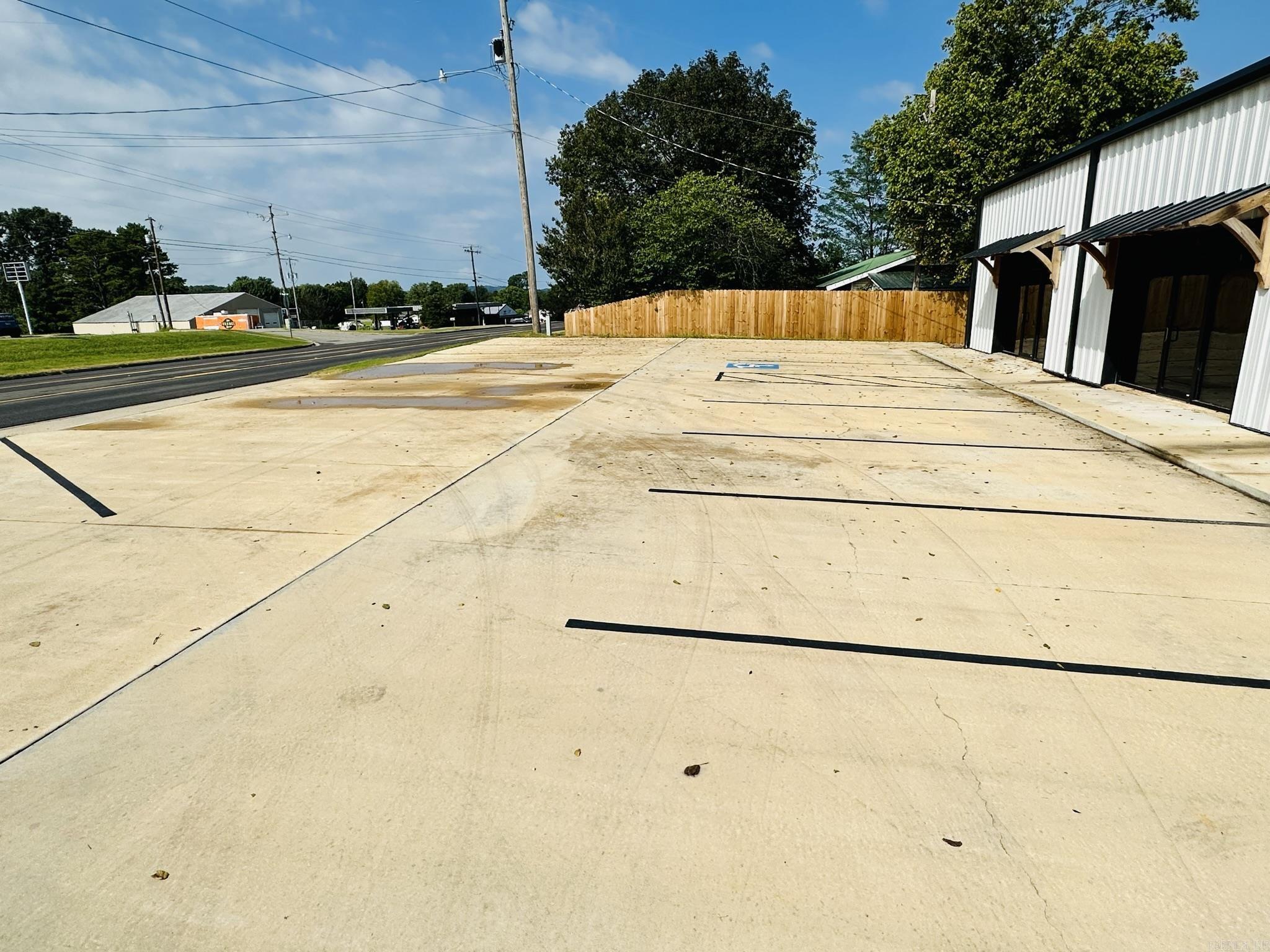 Metes & Bounds - Commercial Sale