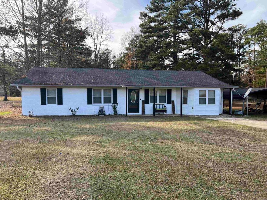 Beautiful home in Cleveland county sitting on 0.64 acre in a nice quiet neighborhood with a partially fenced in backyard. This home has lots of updates done to it including paint, flooring, and many other updates, this is definitely a home you want to see.