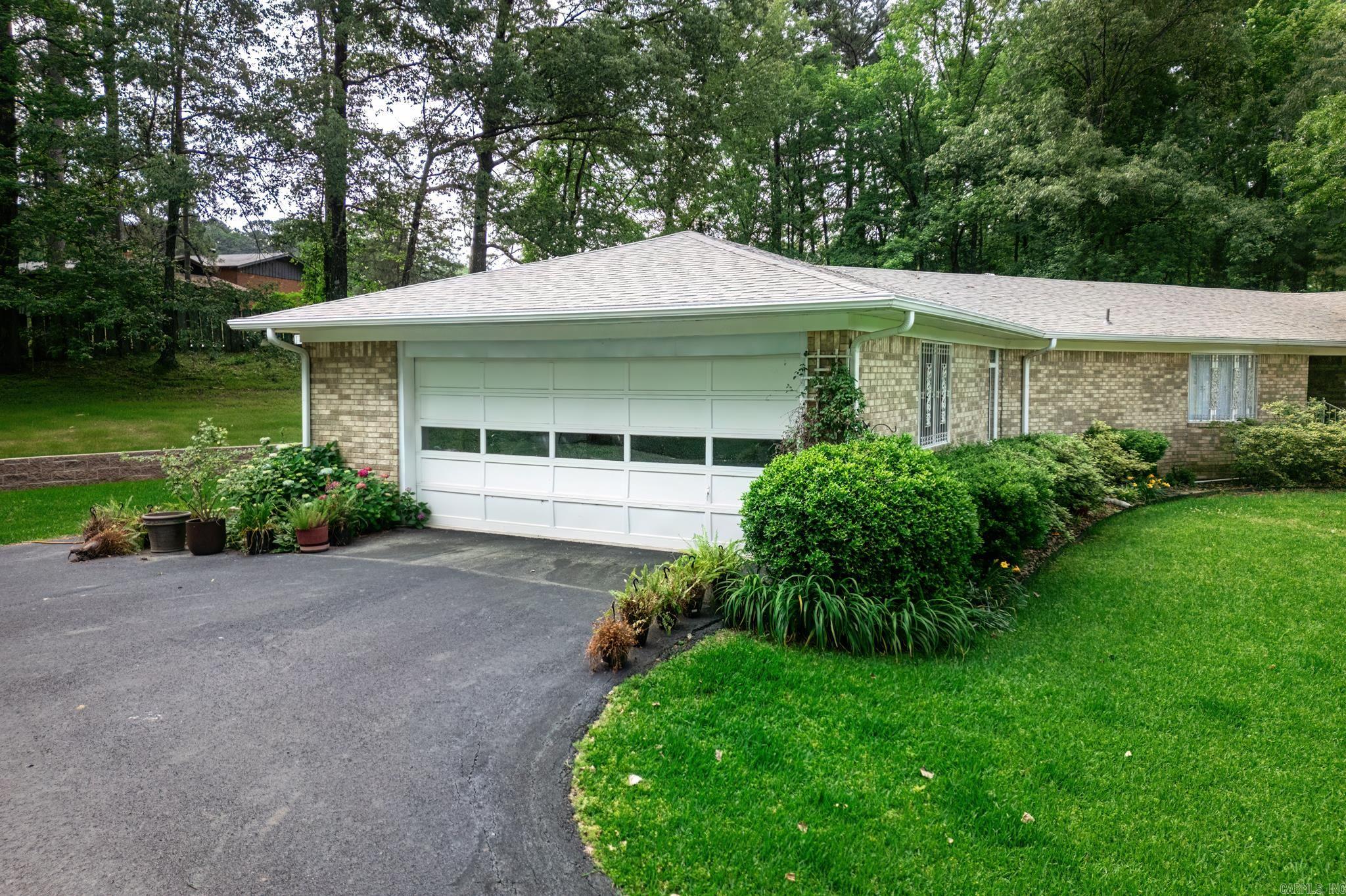 CEDAR BROOK ADDN - Residential