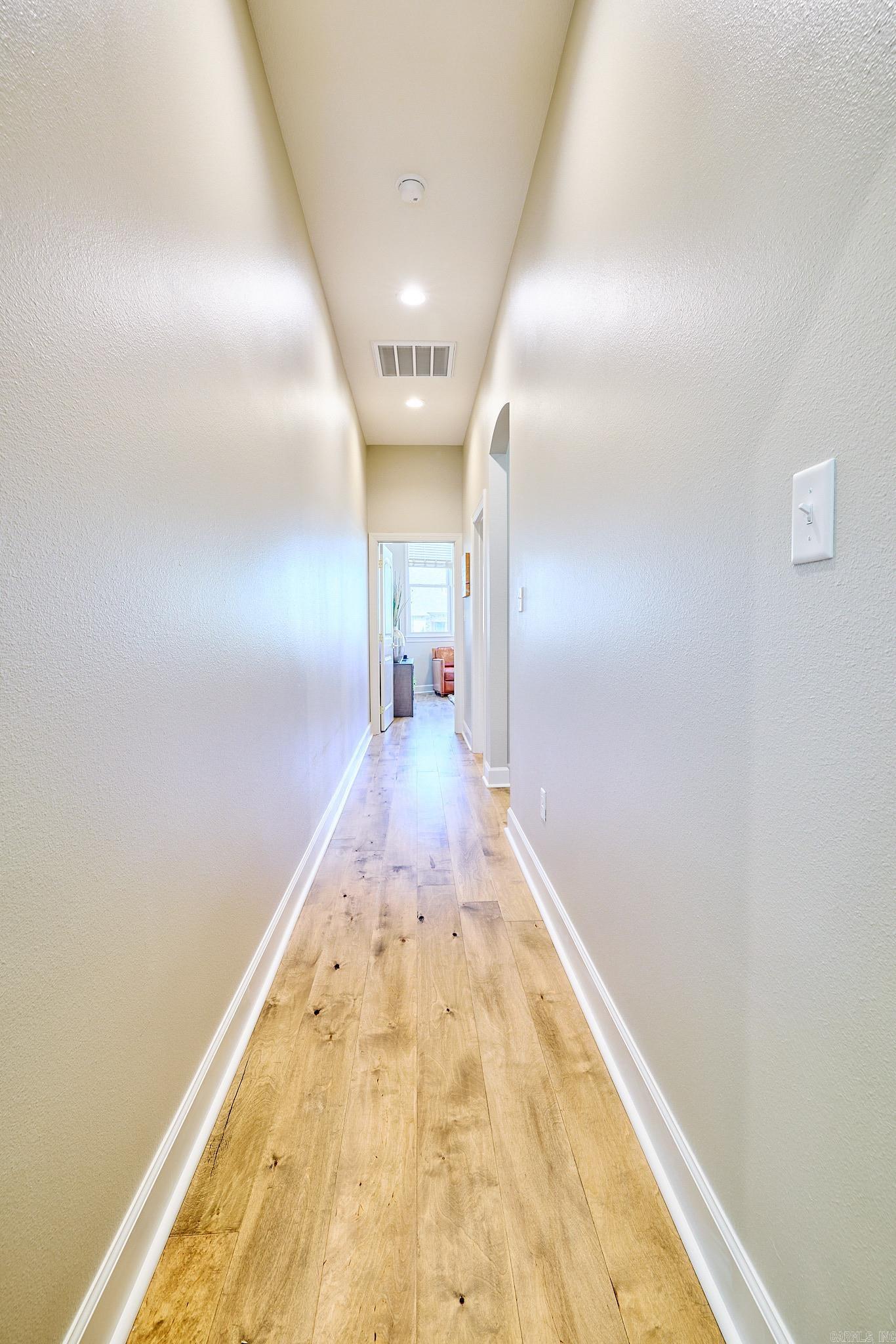 ARLINGTON PARK - Residential