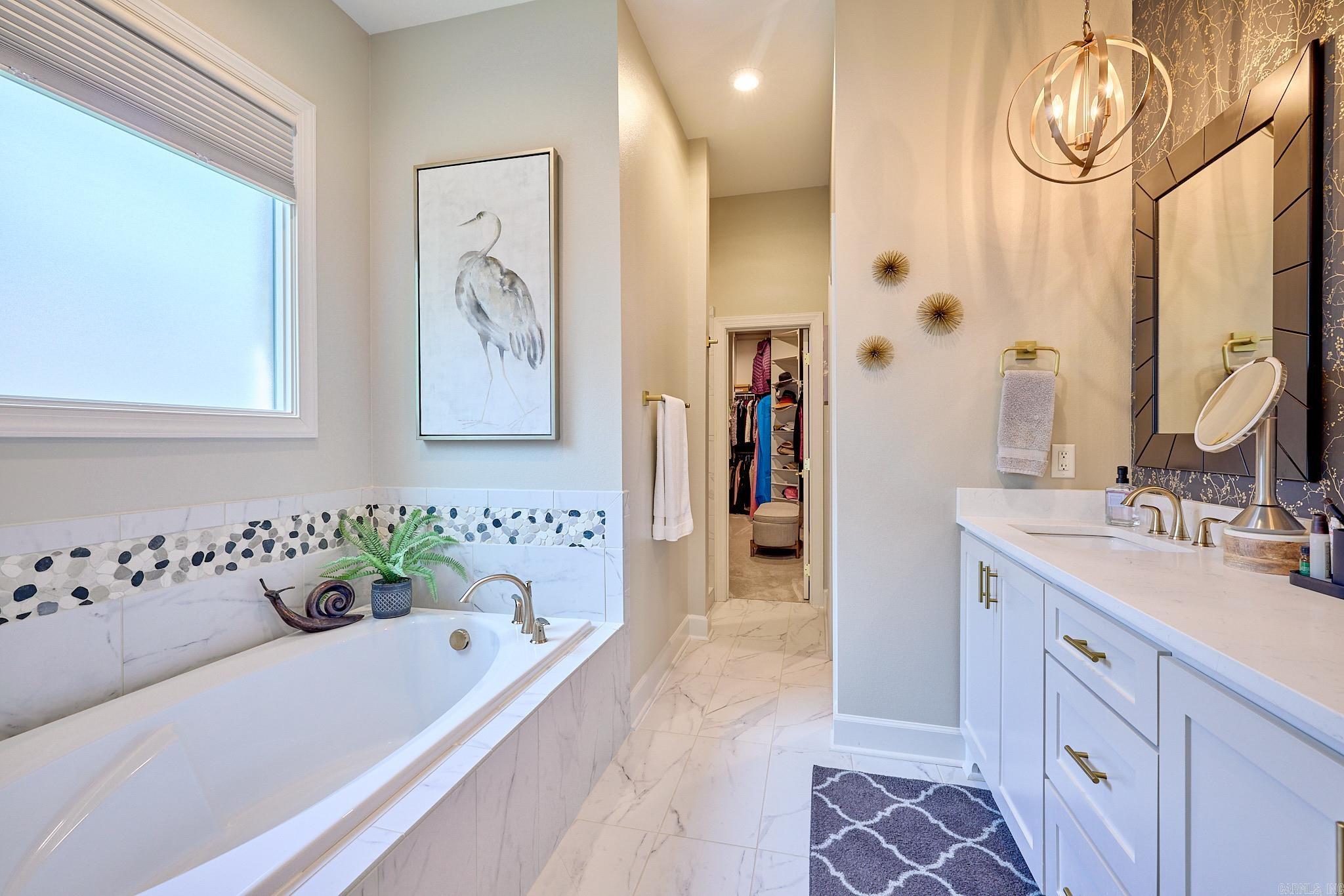 ARLINGTON PARK - Residential