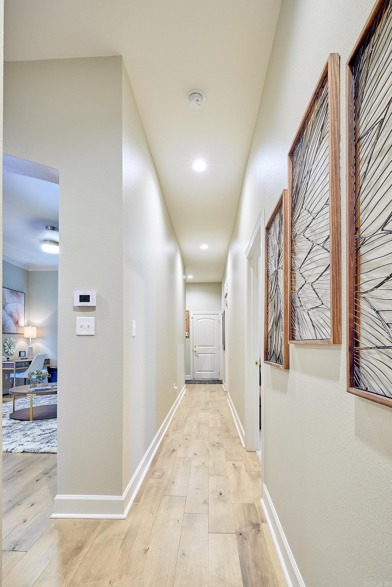 ARLINGTON PARK - Residential