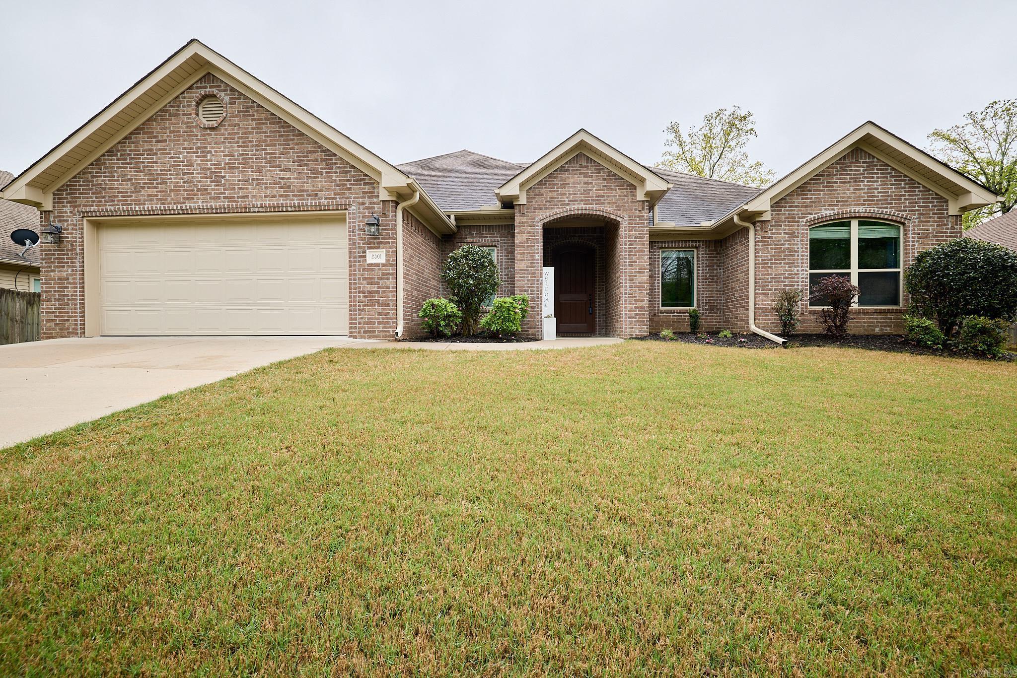 HICKORY HILL - Residential