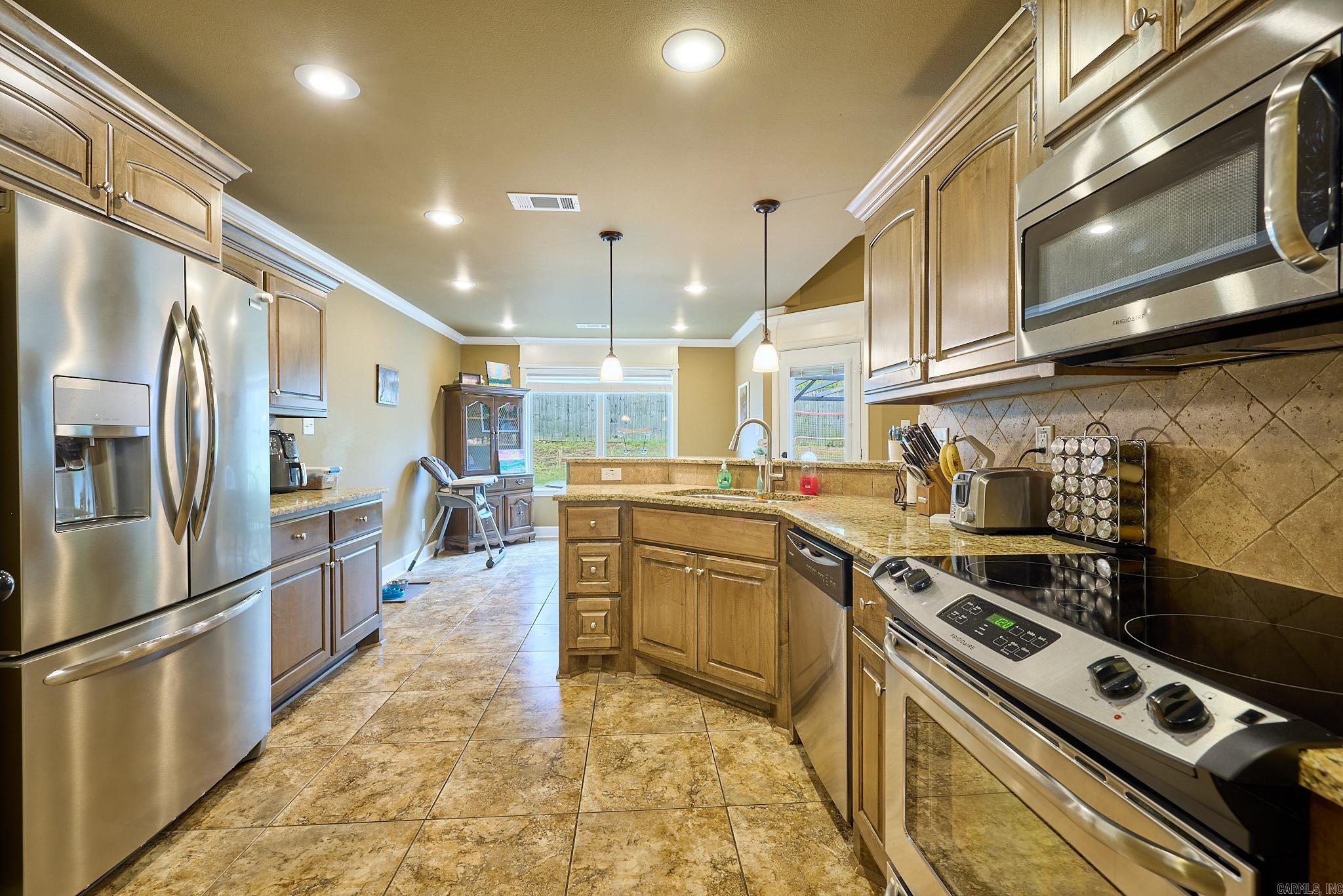 HICKORY HILL - Residential