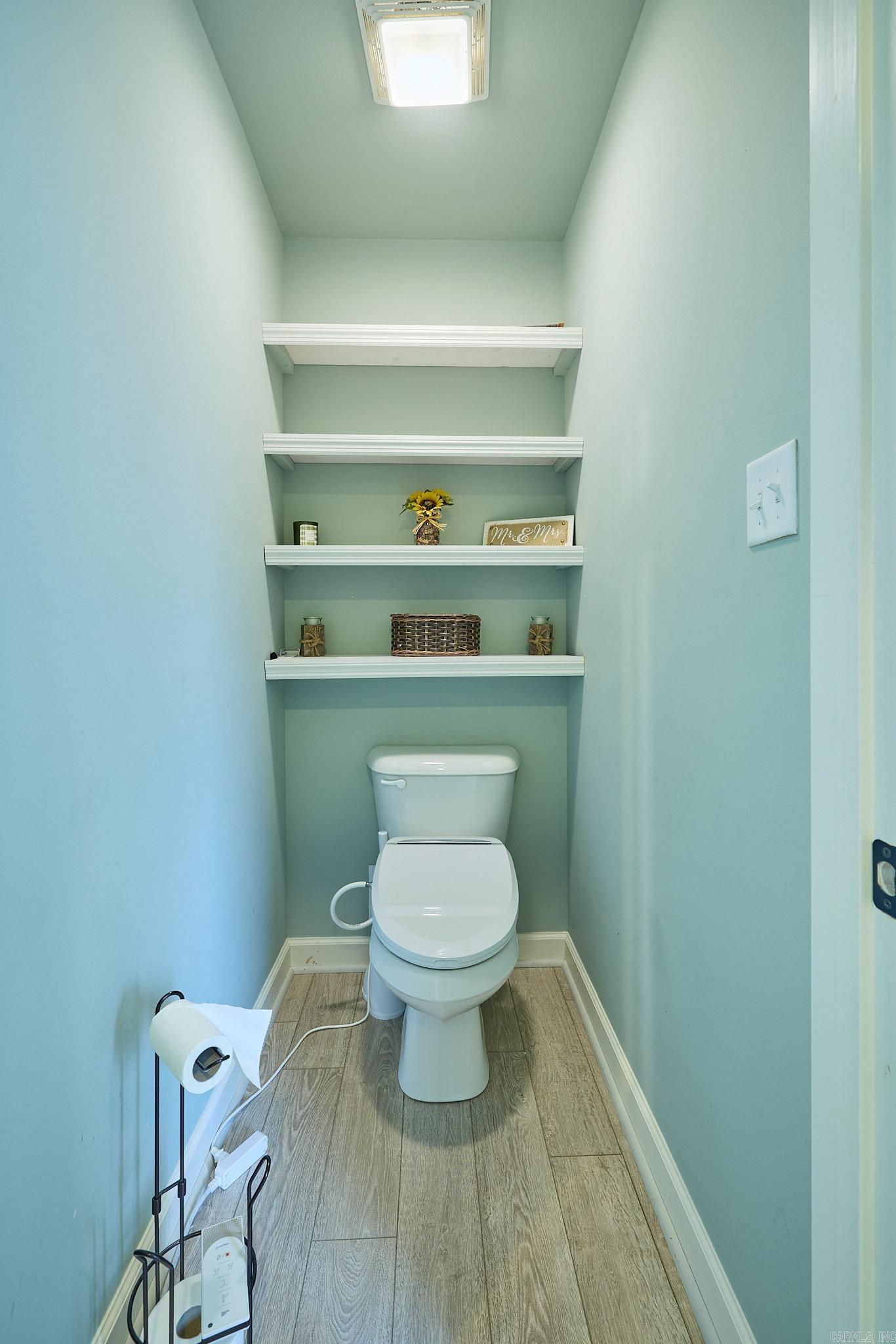 HICKORY HILL - Residential