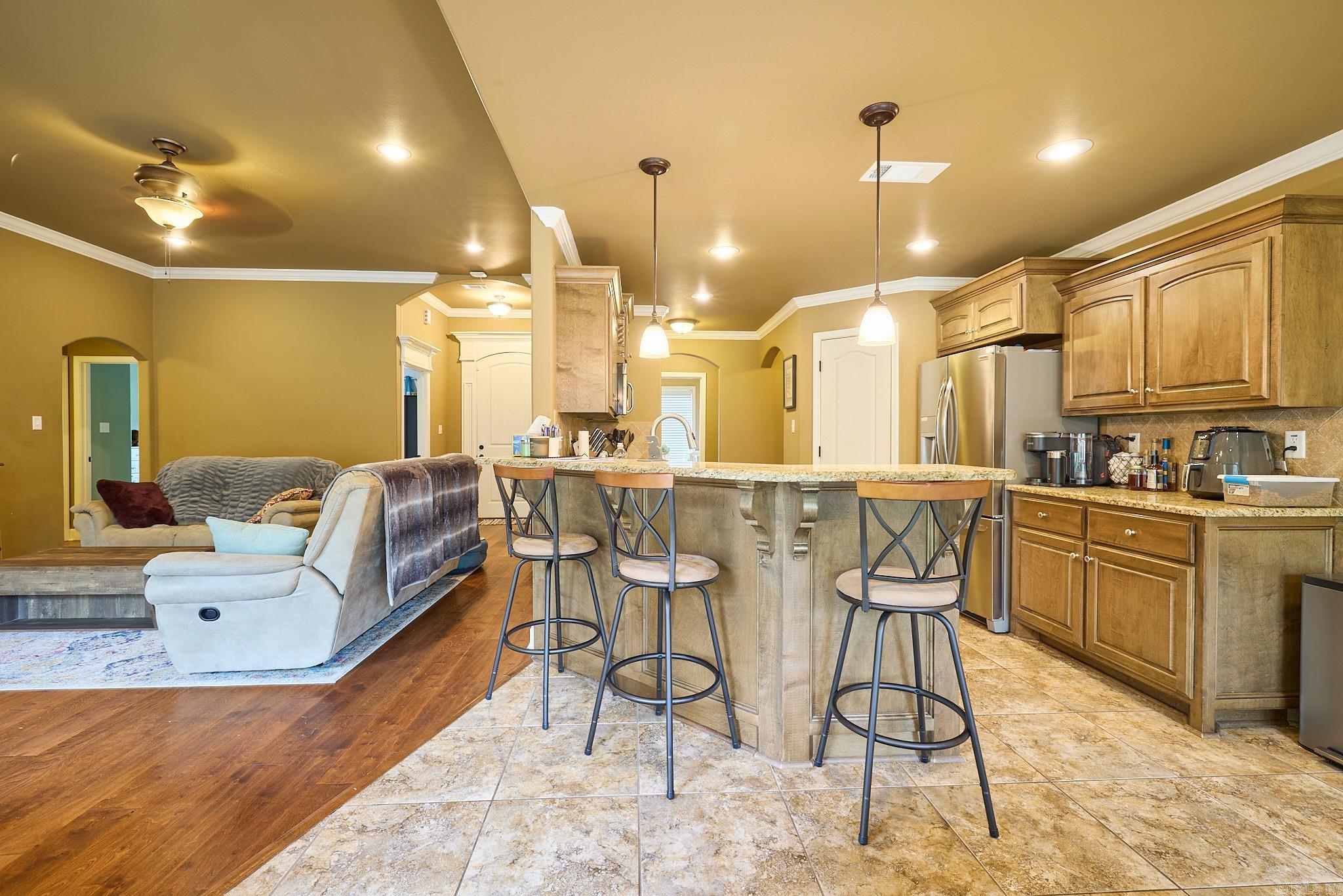 HICKORY HILL - Residential