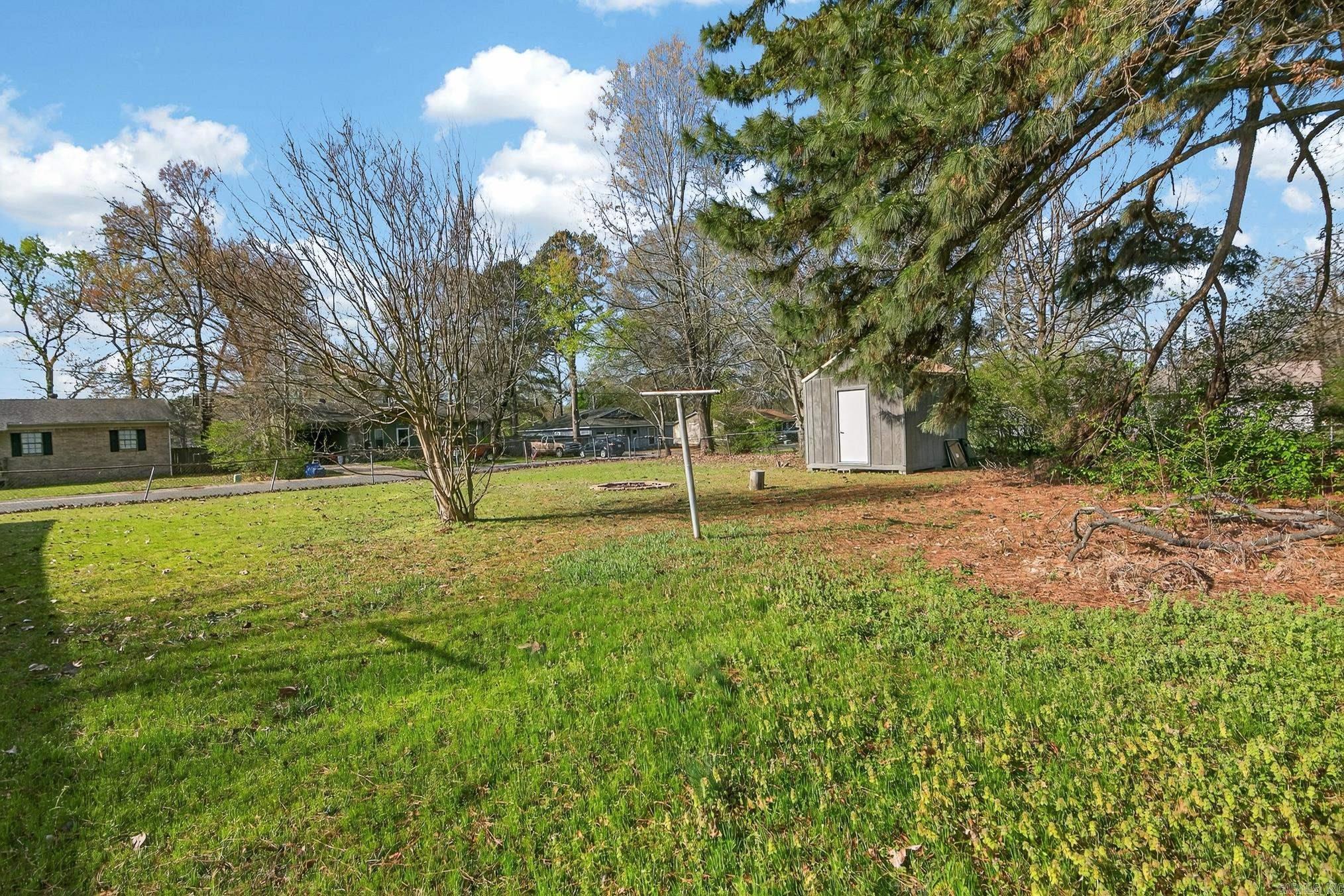 MEADOWLARK - Residential