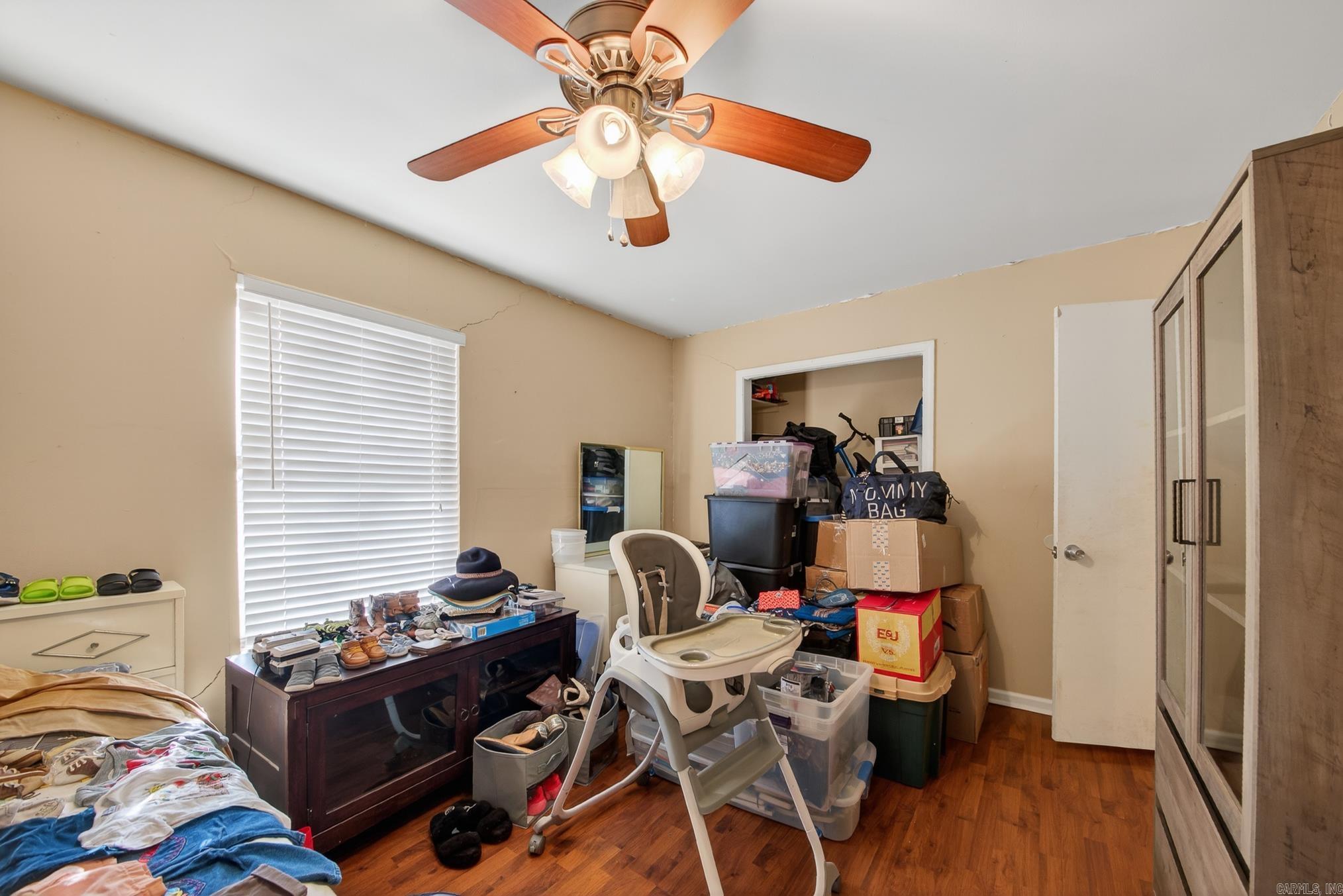 MEADOWLARK - Residential