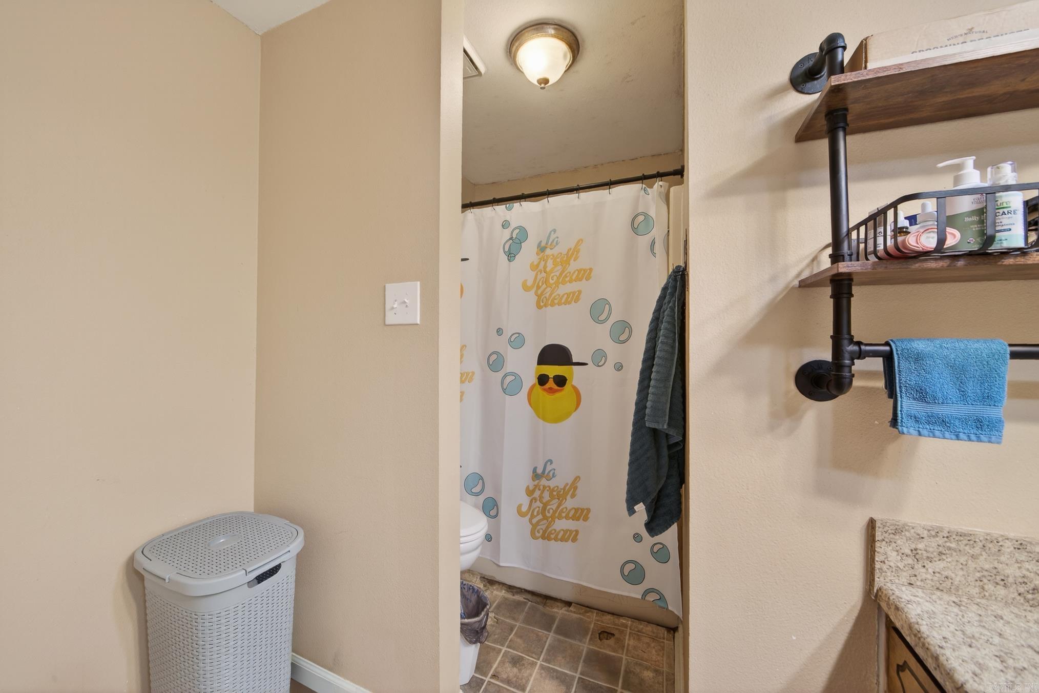 MEADOWLARK - Residential