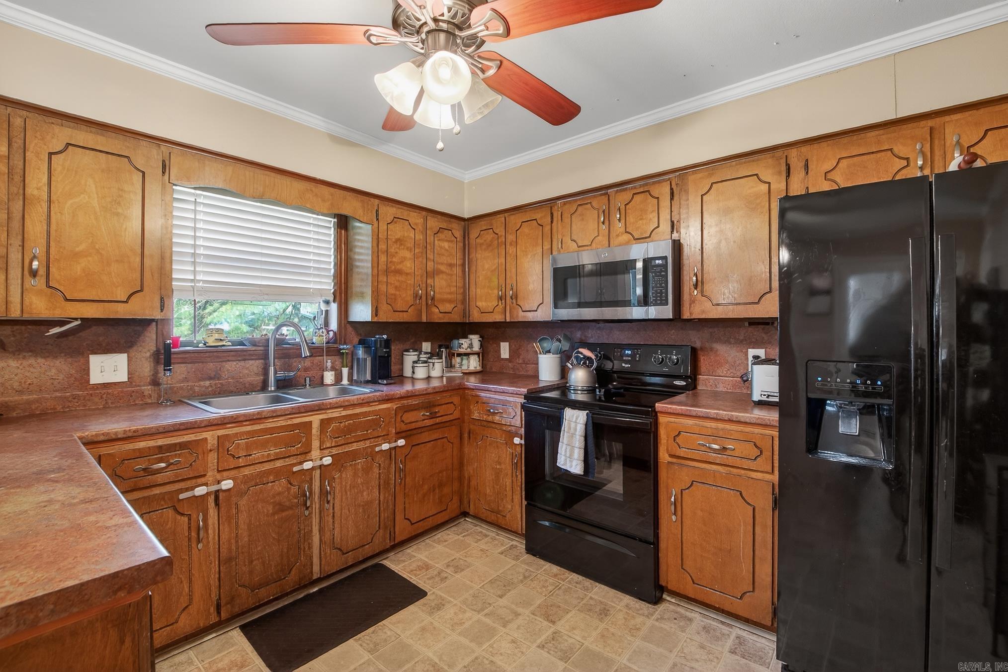 MEADOWLARK - Residential