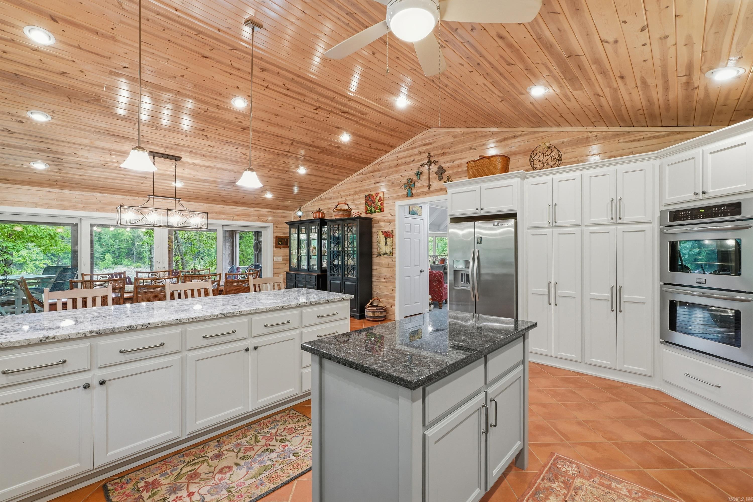 SYLVAN SHORES - LAKE - Residential