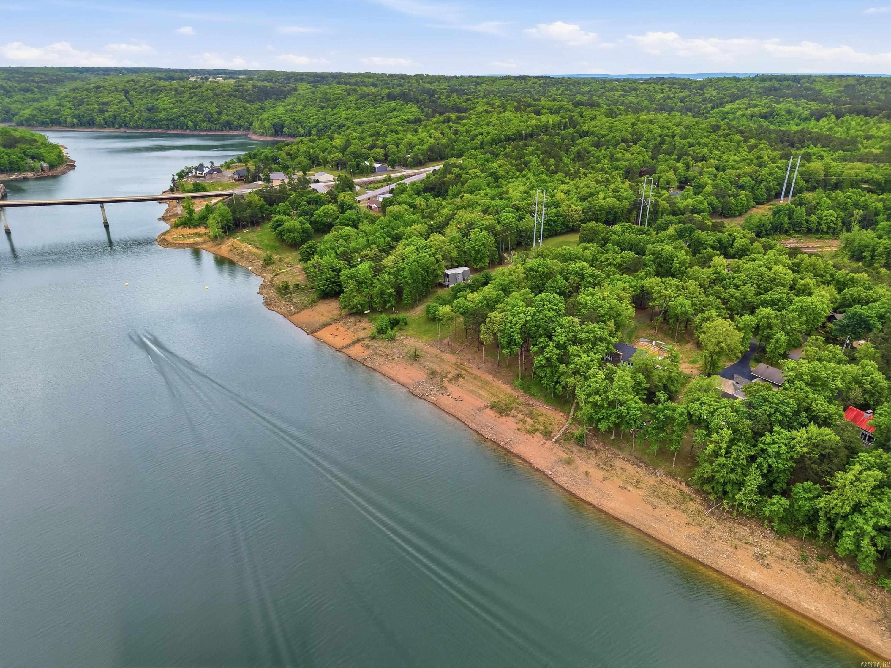 SYLVAN SHORES - LAKE - Residential