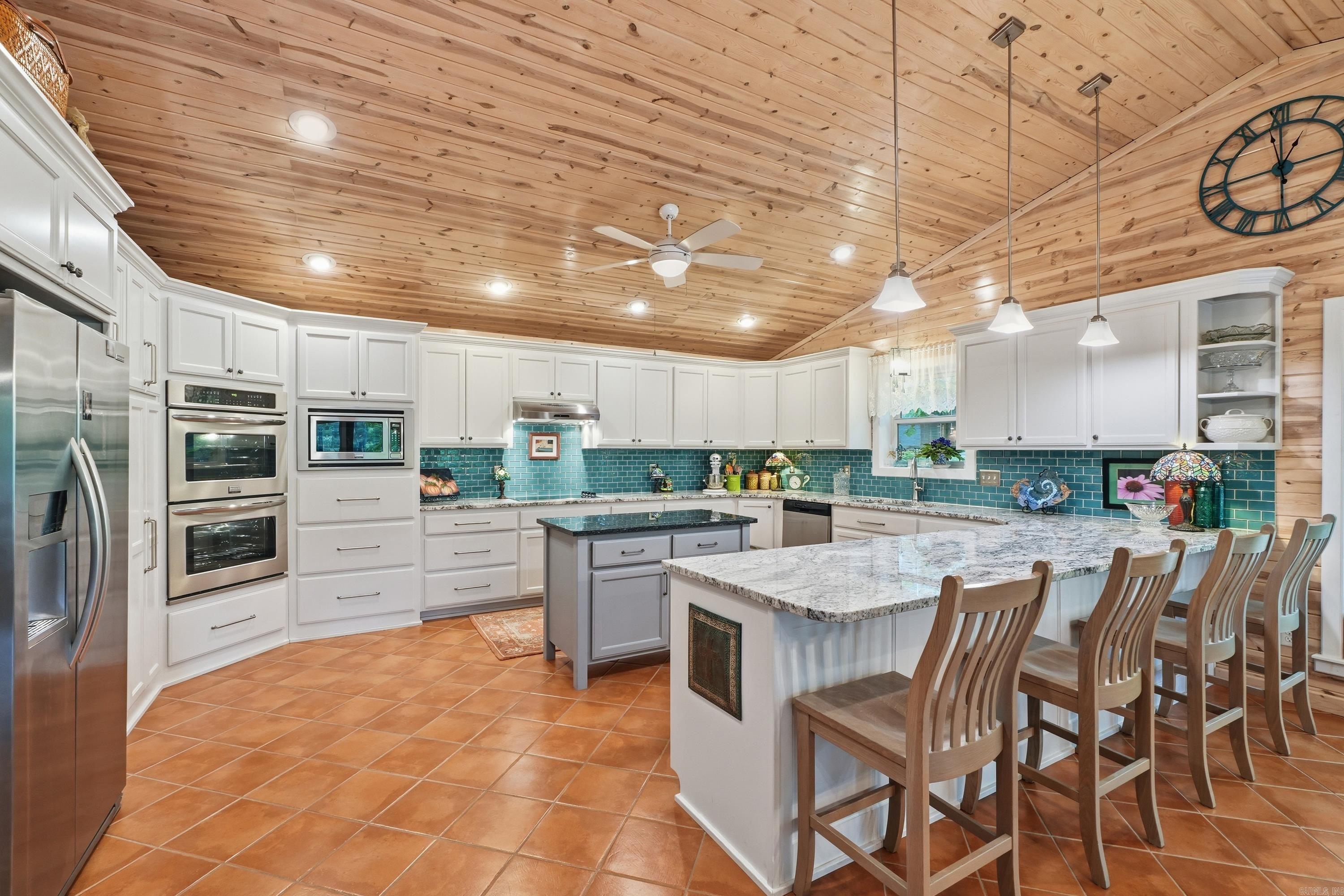 SYLVAN SHORES - LAKE - Residential