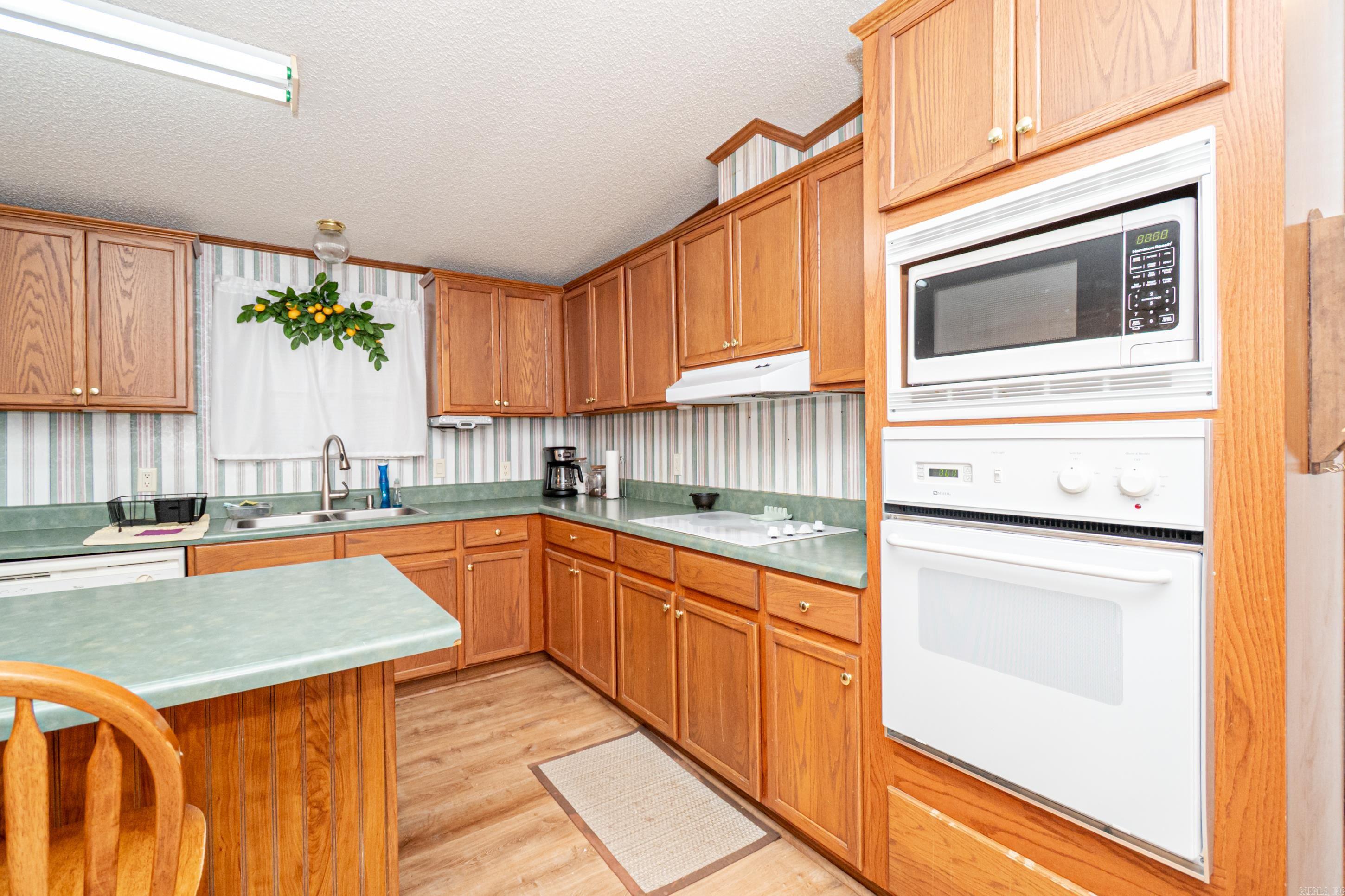 BRADLEY - Residential