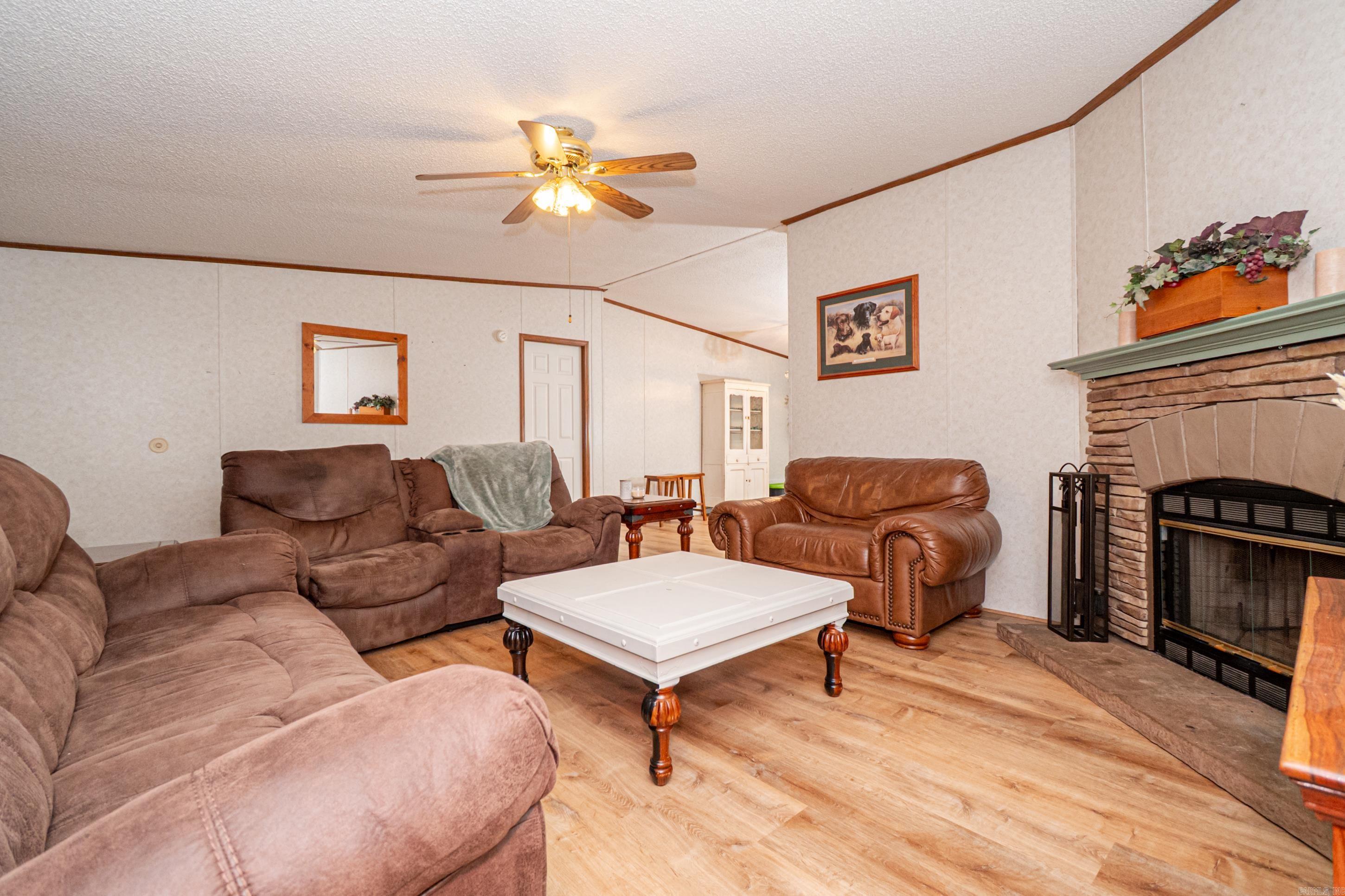 BRADLEY - Residential