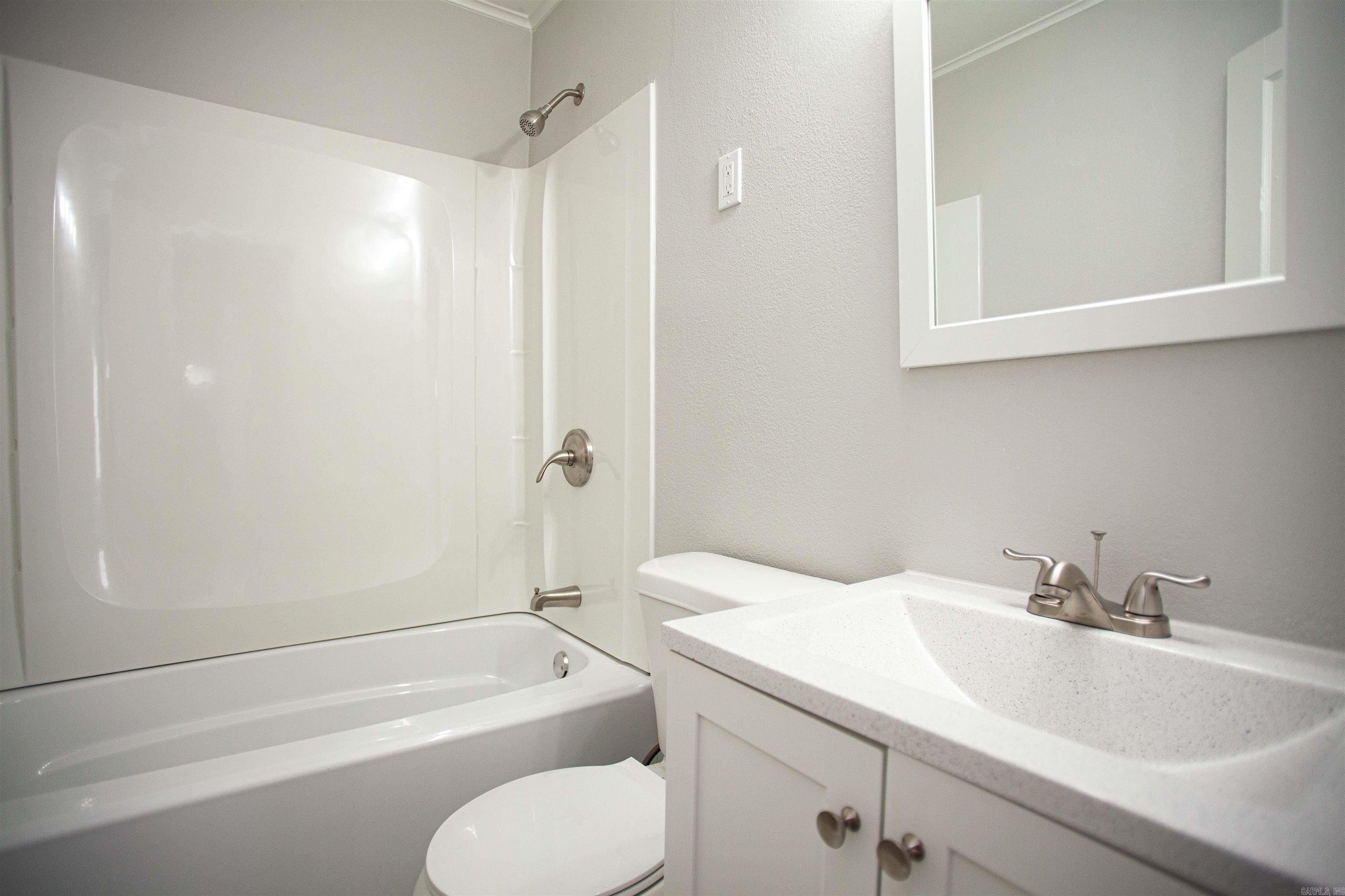 Bushmeyers Annex #1 - Residential Lease