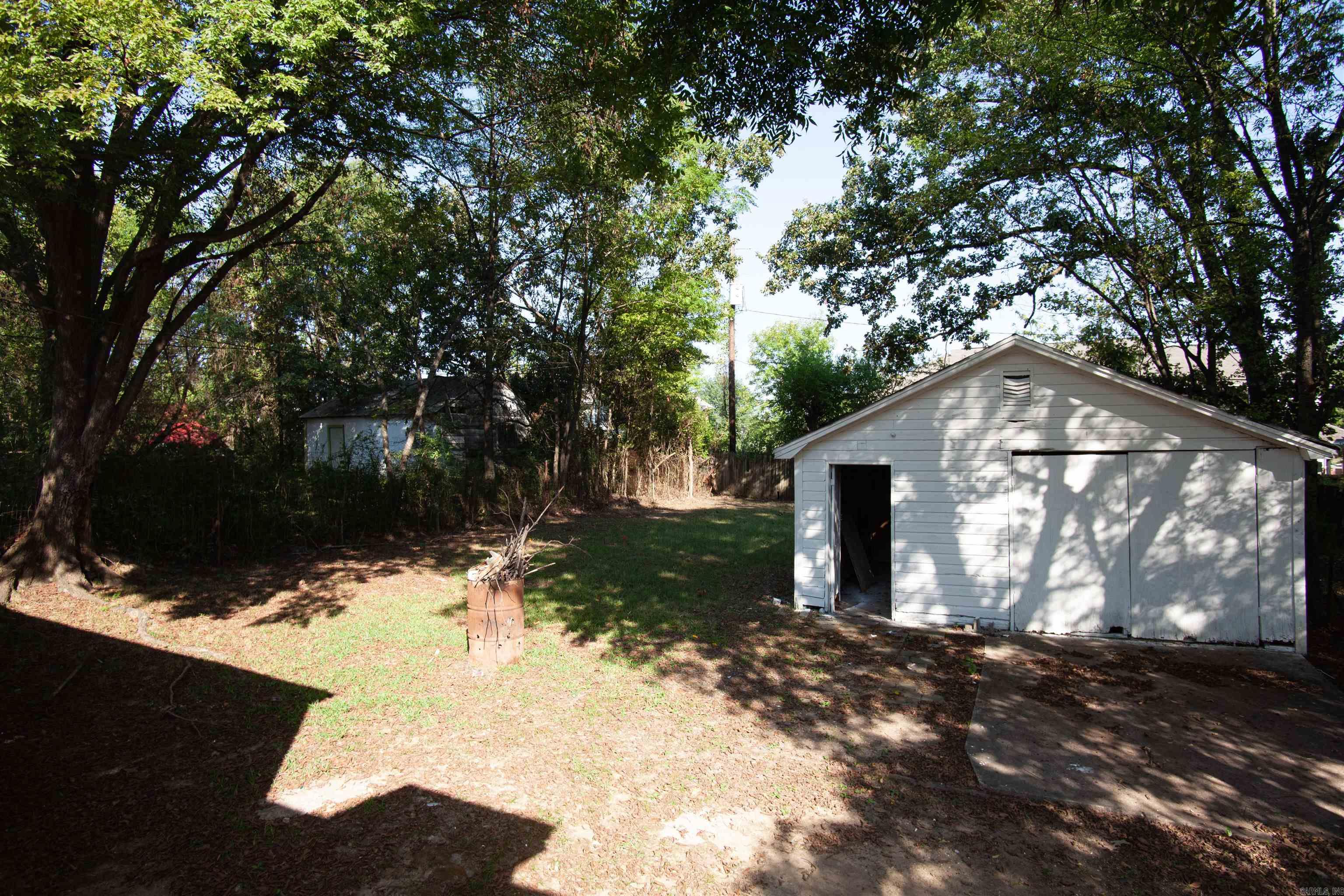 Bushmeyers Annex #1 - Residential Lease