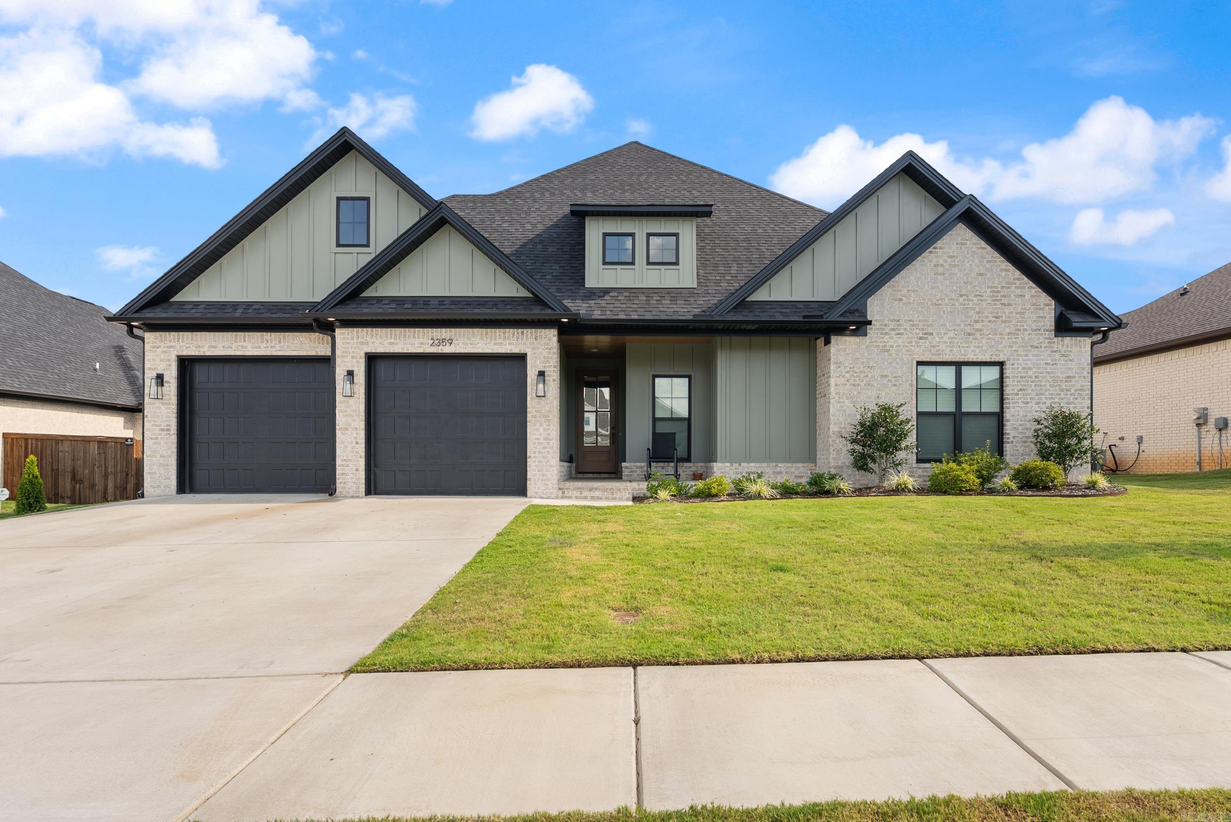 IVY PLACE - Residential