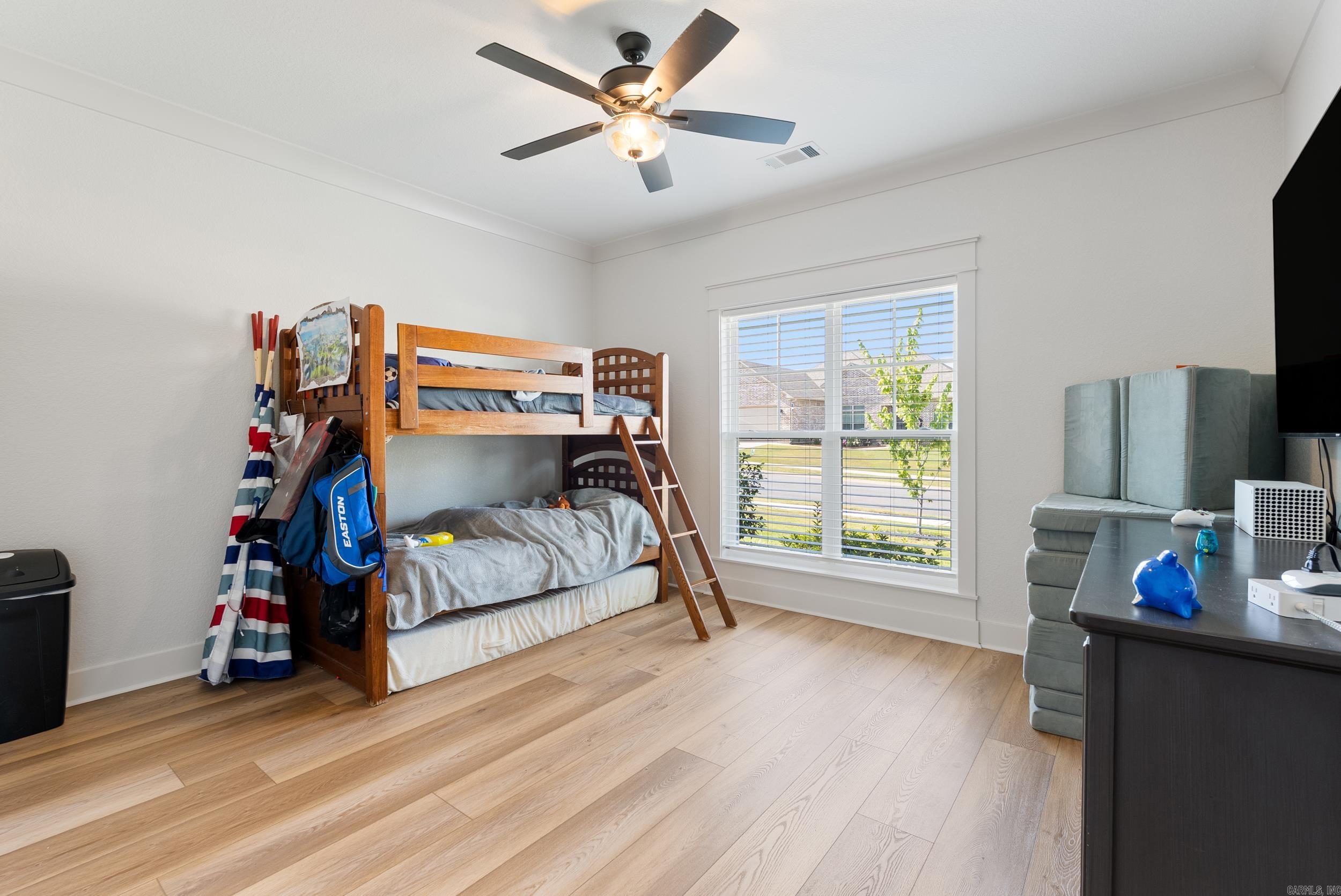 IVY PLACE - Residential