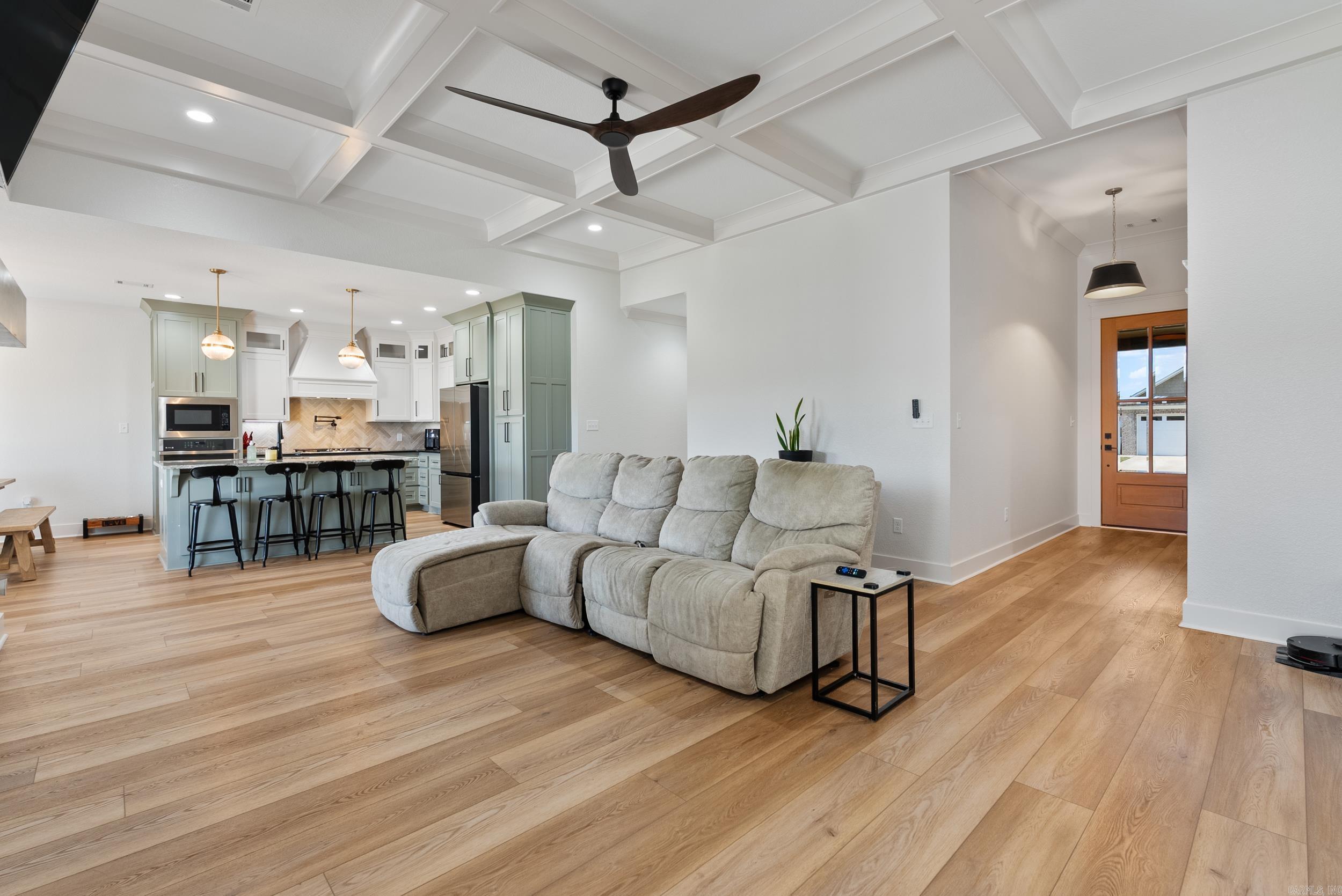 IVY PLACE - Residential