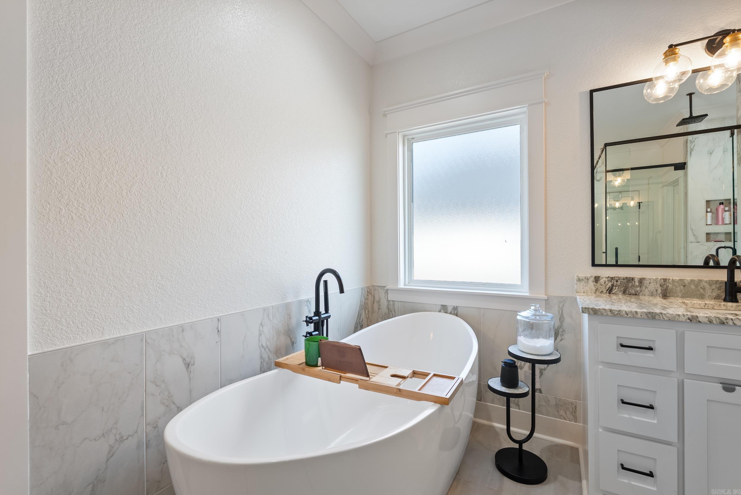 IVY PLACE - Residential