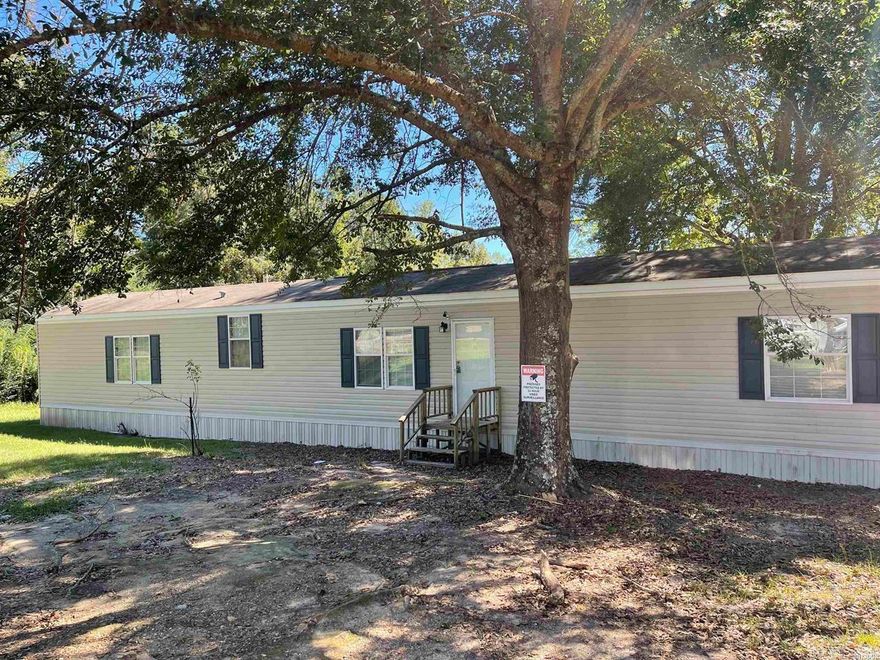 M3 BED/ 2 BATH MOBILE HOME.