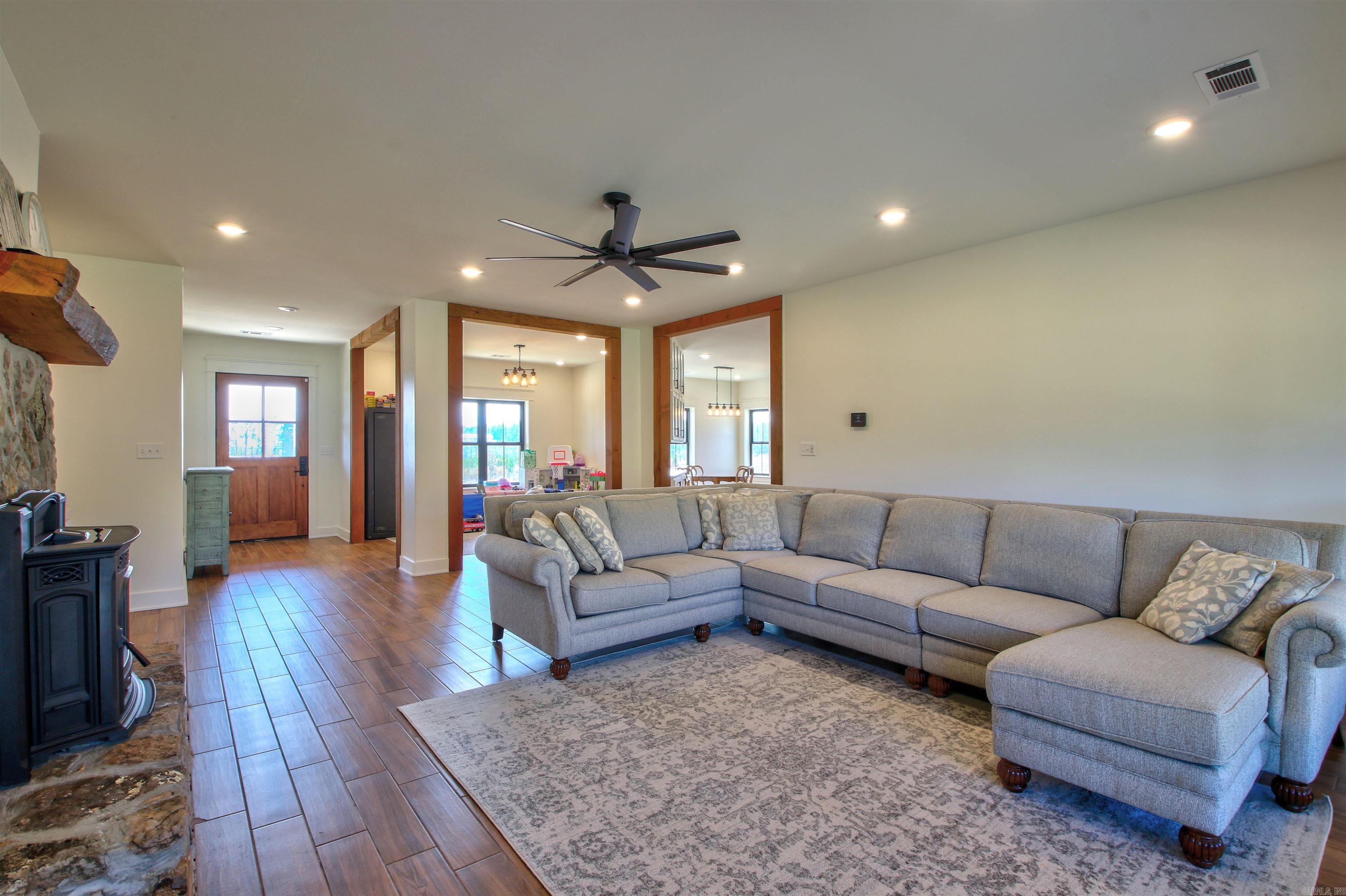 Metes & Bounds - Residential